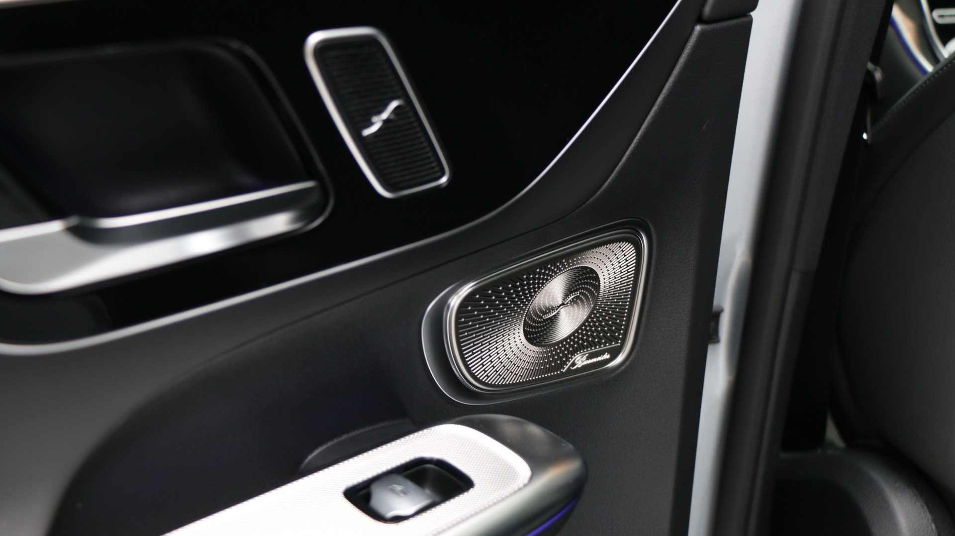 MERCEDES-BENZ AMG GLC 53 4MATIC+-image-15