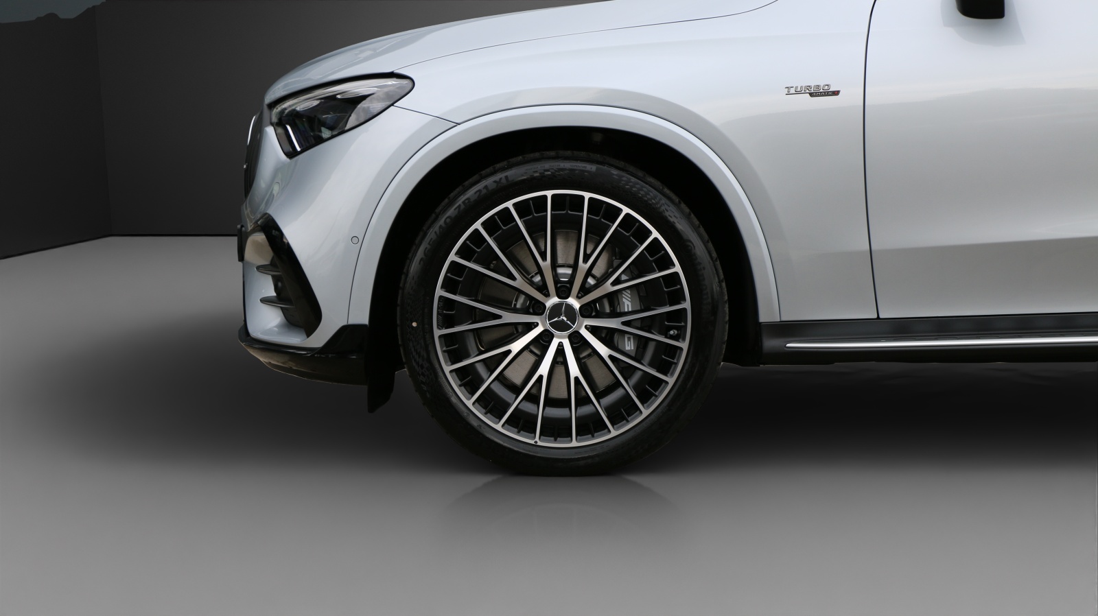 MERCEDES-BENZ AMG GLC 53 4MATIC+-image-25