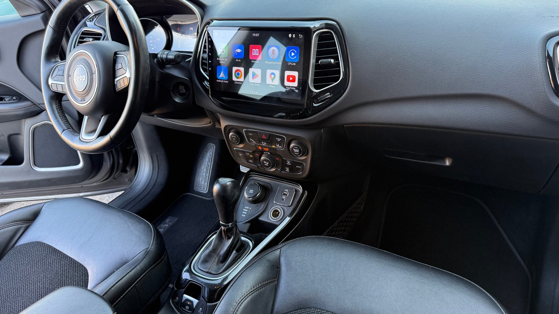 JEEP Compass 1.4 Turbo Limited AWD 9ATX-image-14