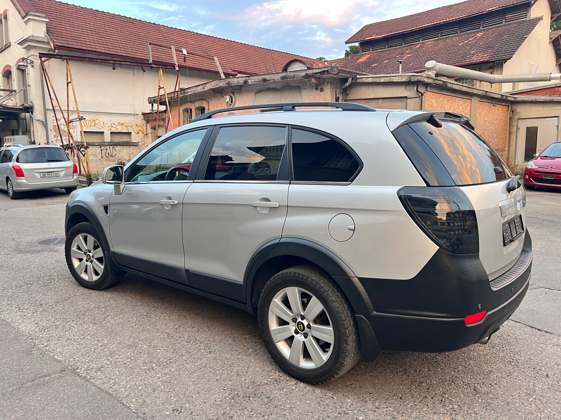 CHEVROLET Captiva 2.0 VCDi LS 4WD-image-4