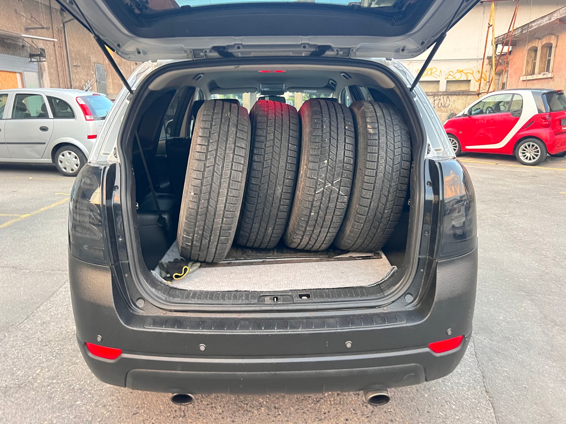 CHEVROLET Captiva 2.0 VCDi LS 4WD-image-7