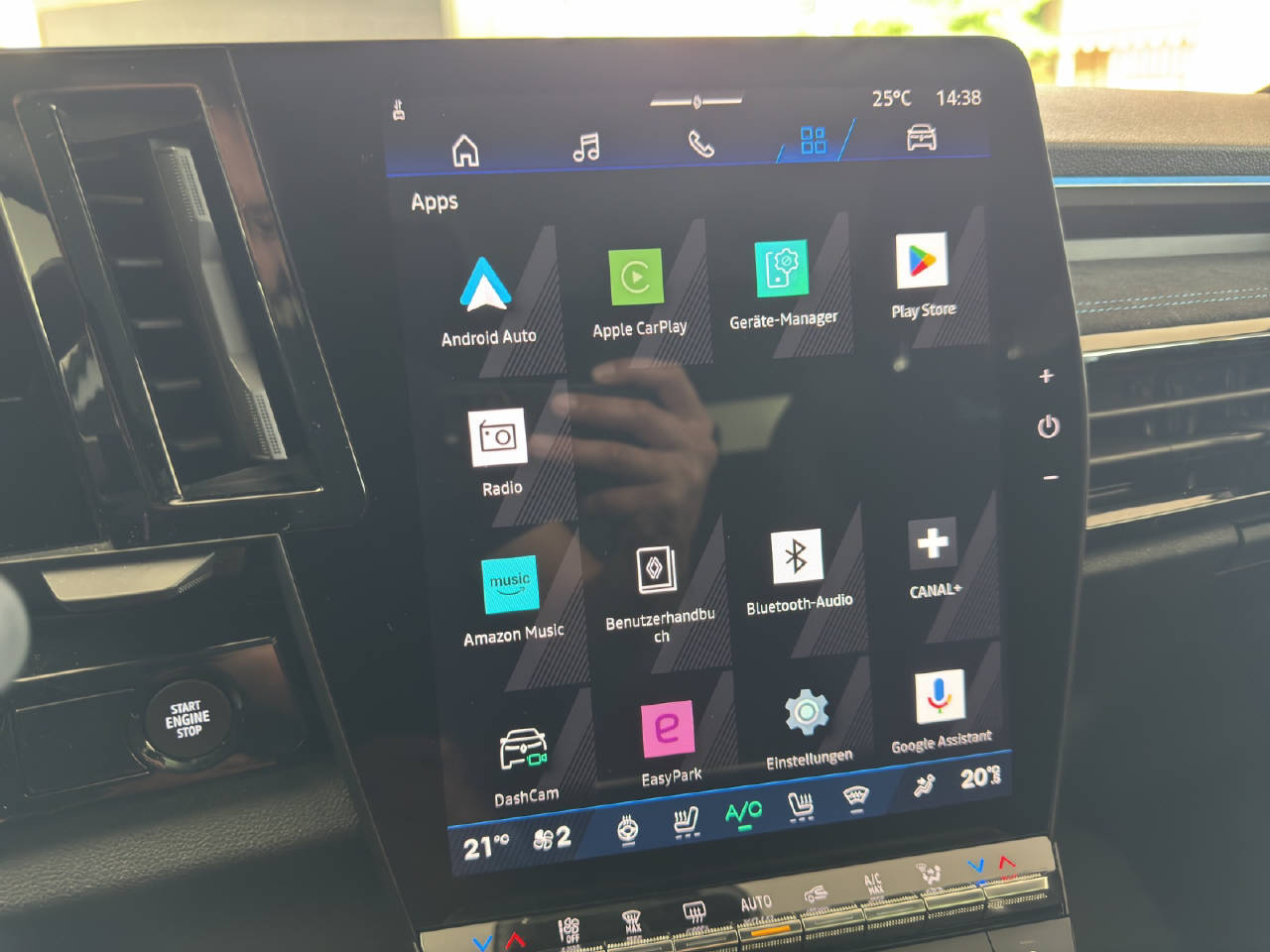 RENAULT Austral 1.2 E-Tech esprit Alpine-image-19