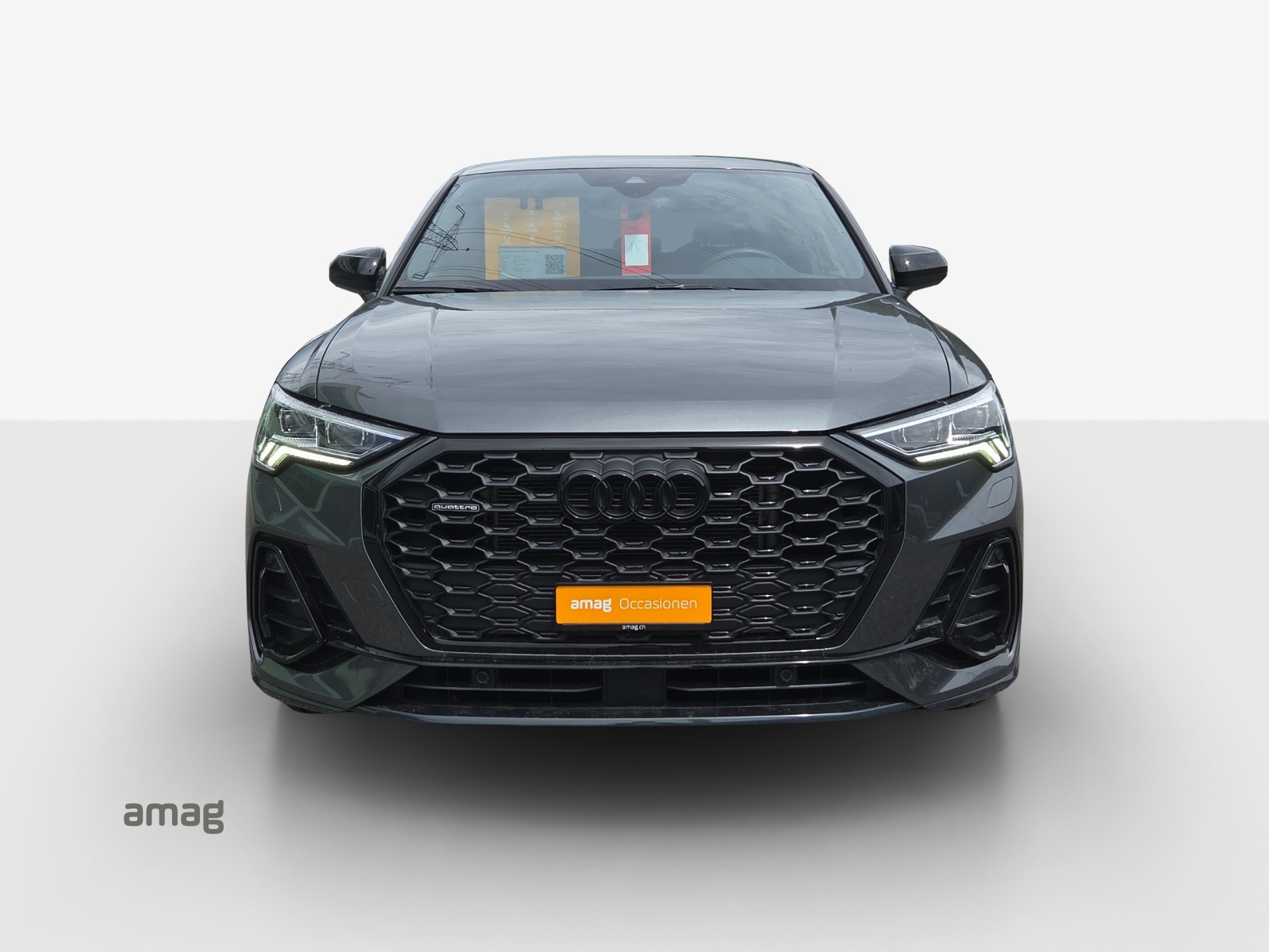 AUDI Q3 Sportback 40 TFSI S line quattro S-tronic-image-6