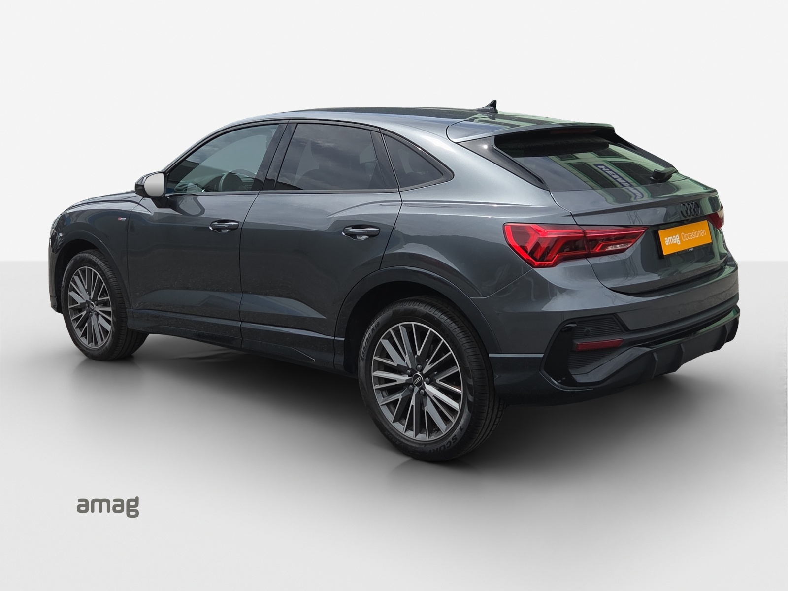 AUDI Q3 Sportback 40 TFSI S line quattro S-tronic-showroom-element-2