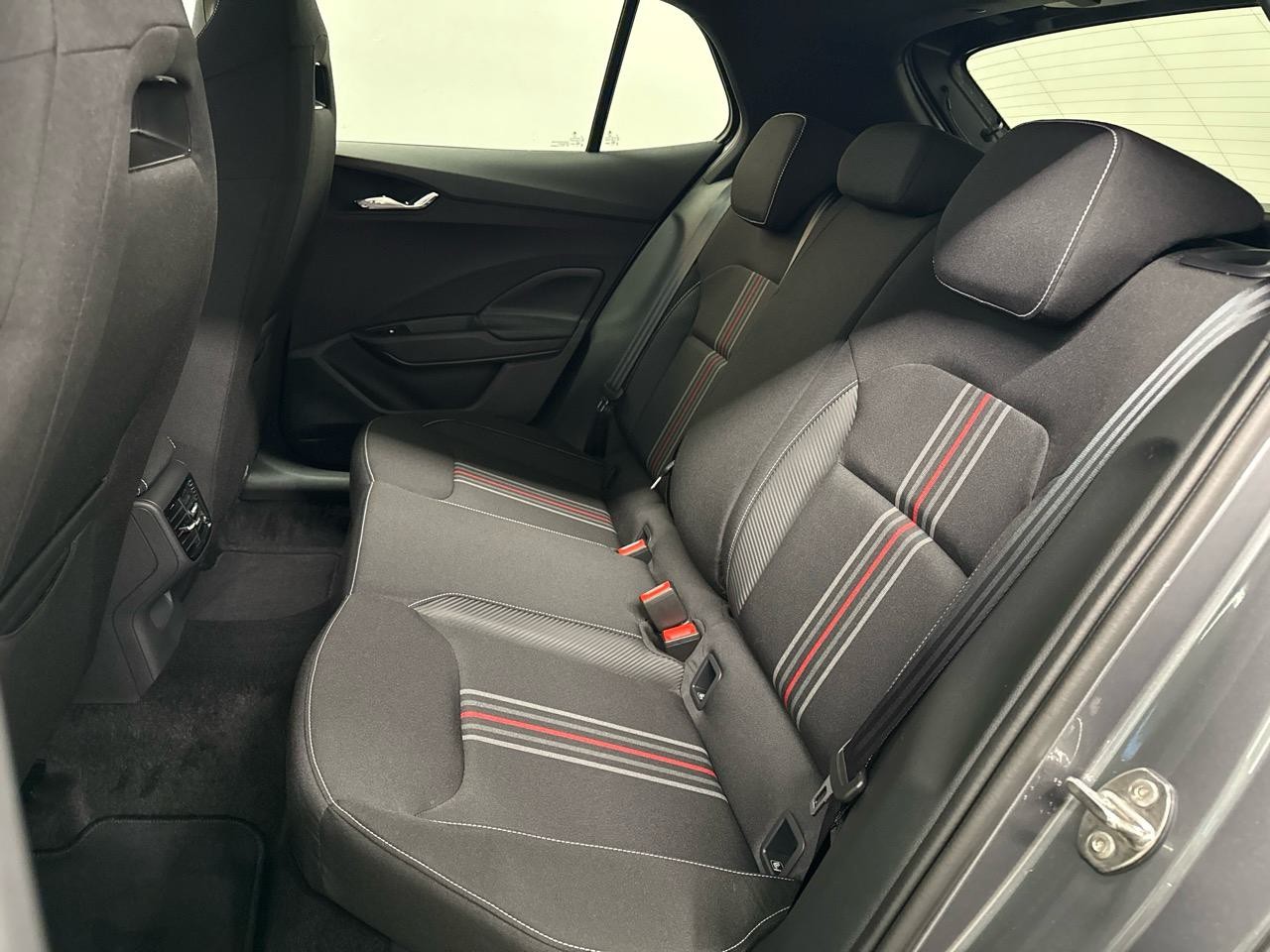 SKODA Fabia 1.0 TSI Monte Carlo DSG-image-8