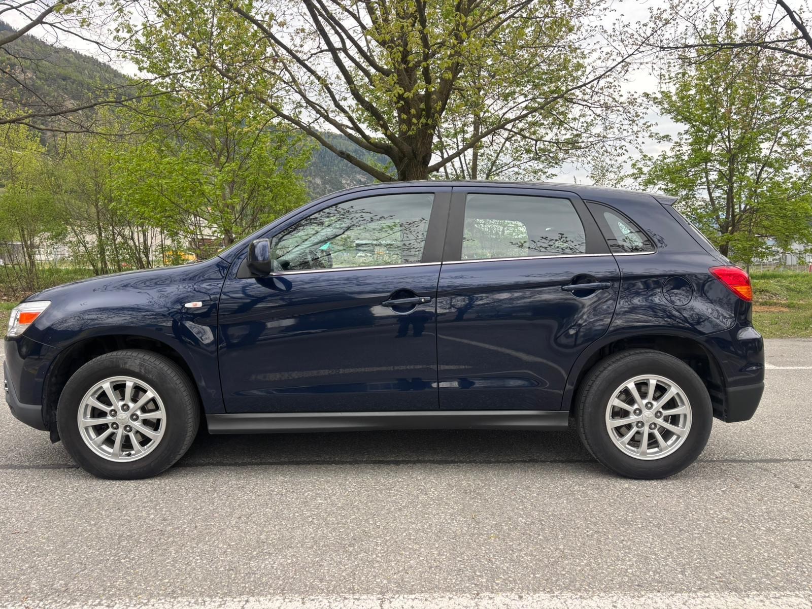 MITSUBISHI ASX 1.8 DID Intense 4WD-image-6
