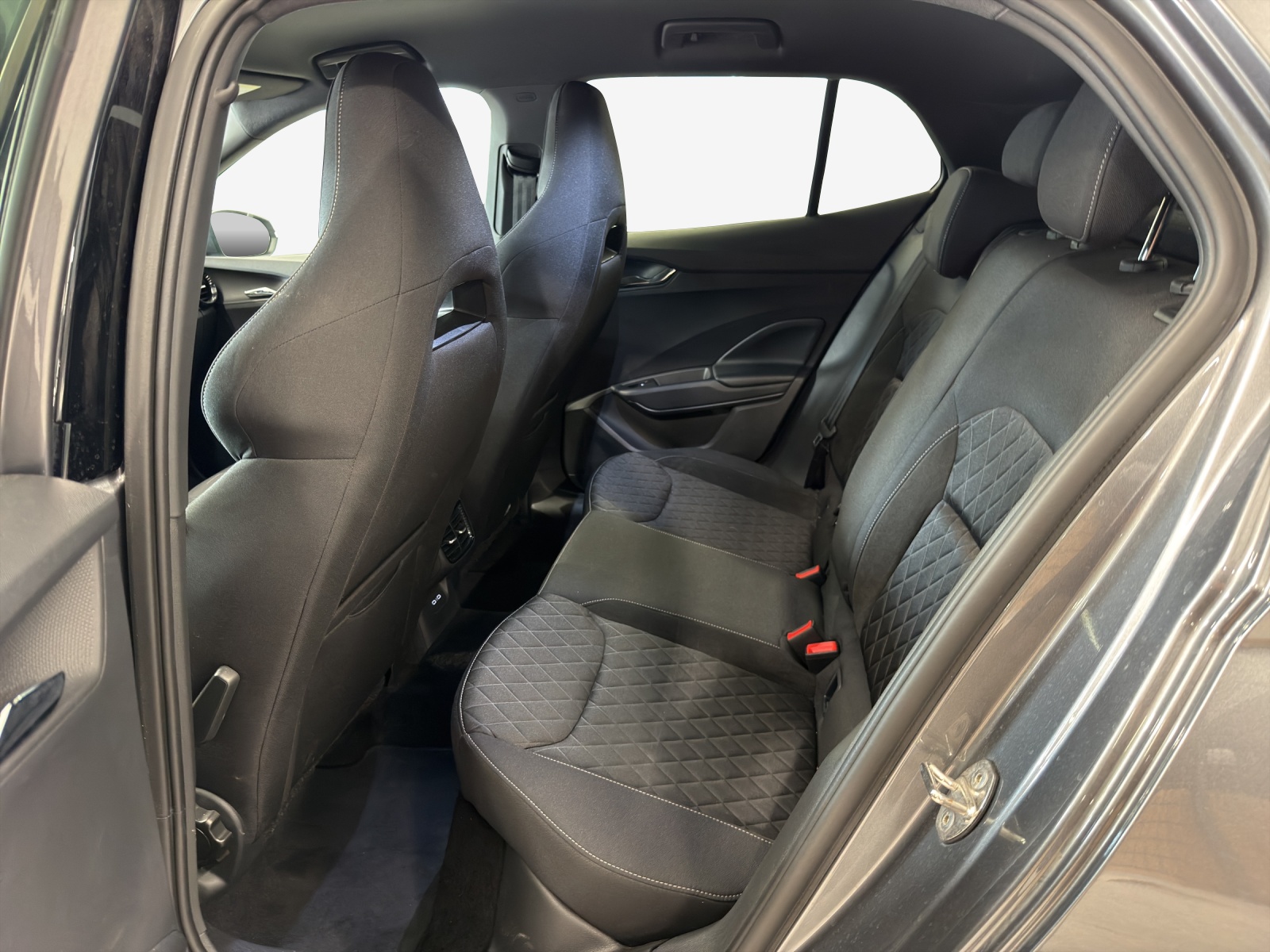 SKODA Fabia 1.0 TSI Selection DSG-image-11
