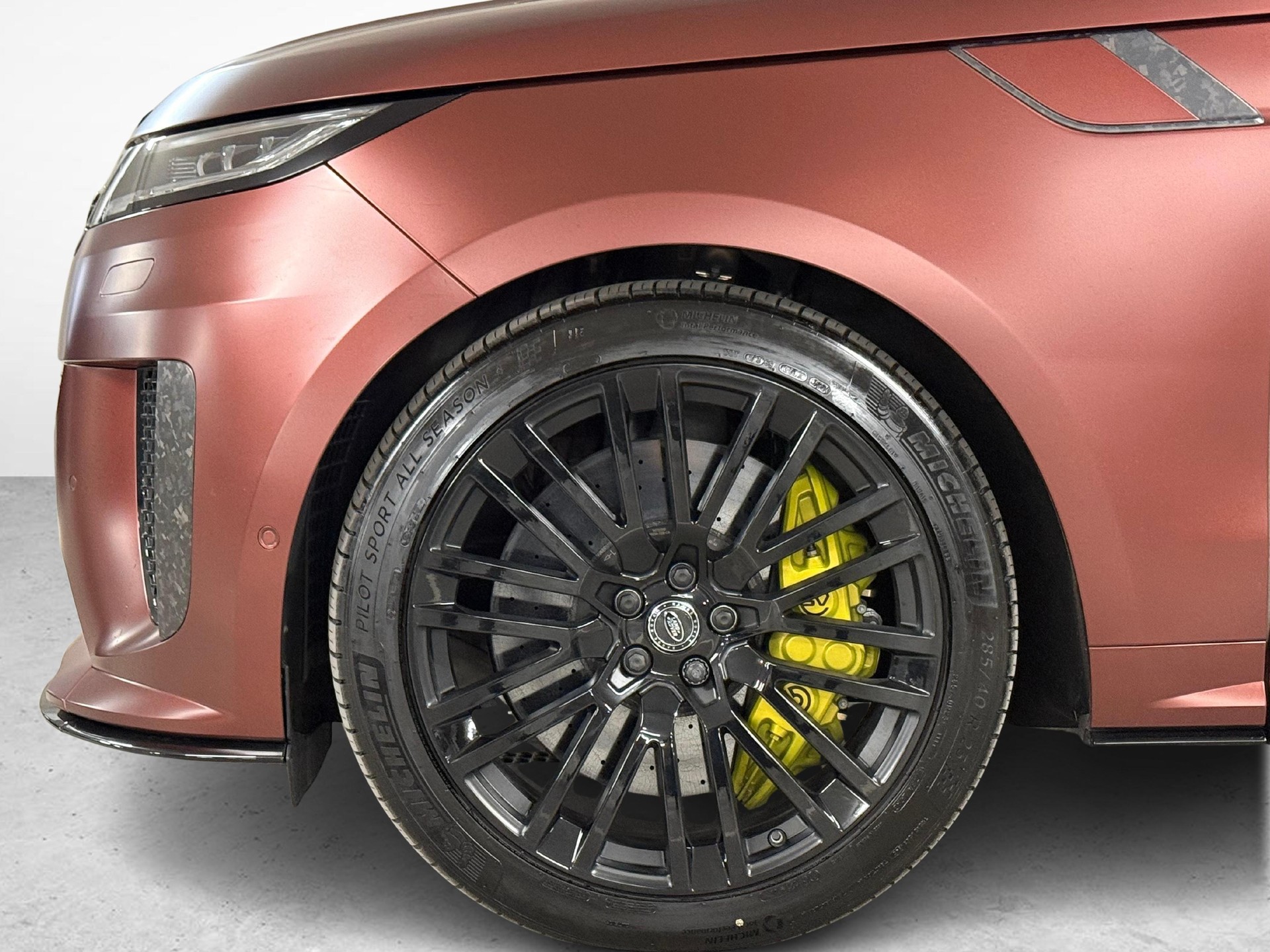 LAND ROVER Range Rover Sport 4.4 V8 SV Edition Two-image-8