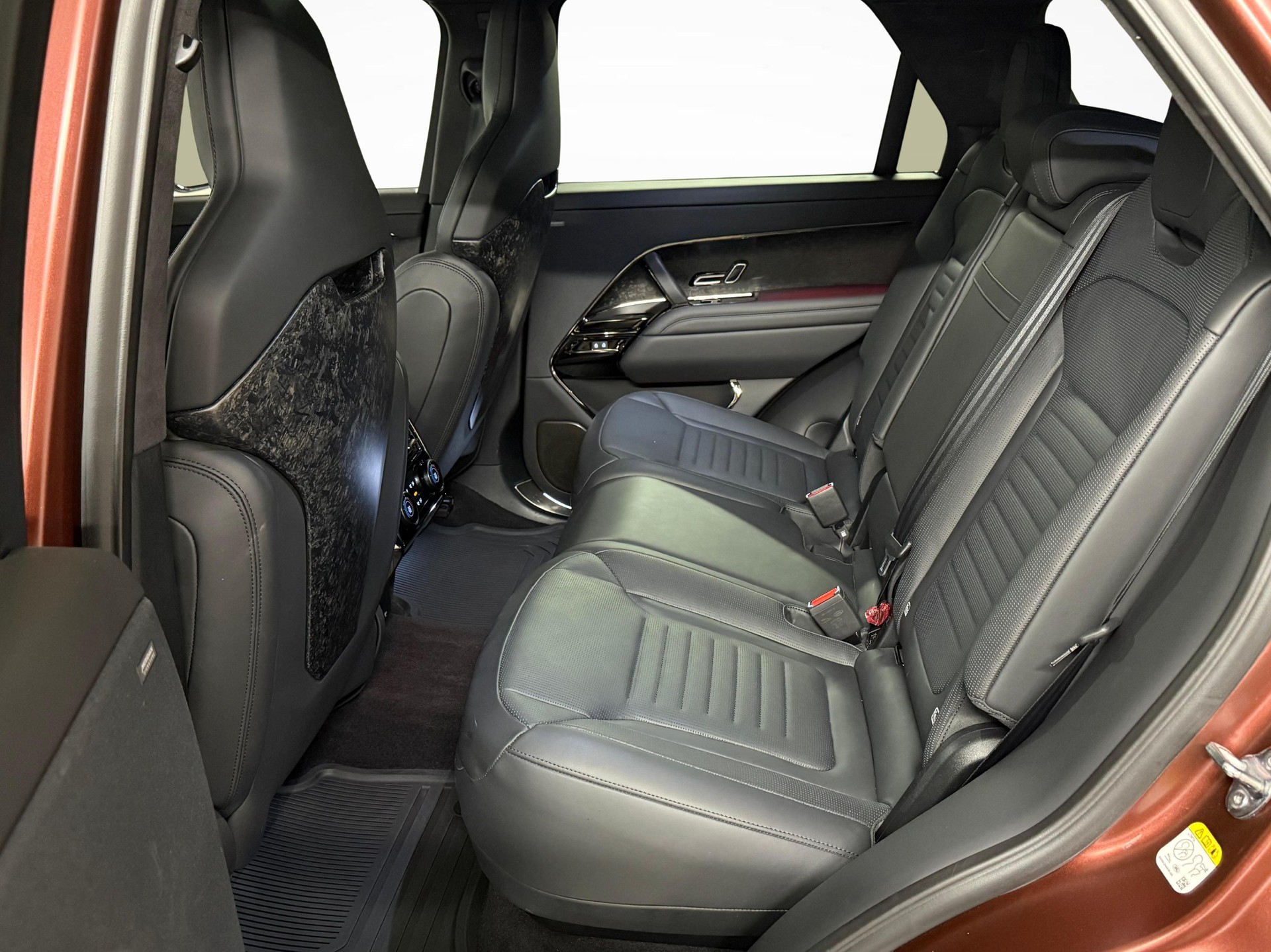 LAND ROVER Range Rover Sport 4.4 V8 SV Edition Two-image-12