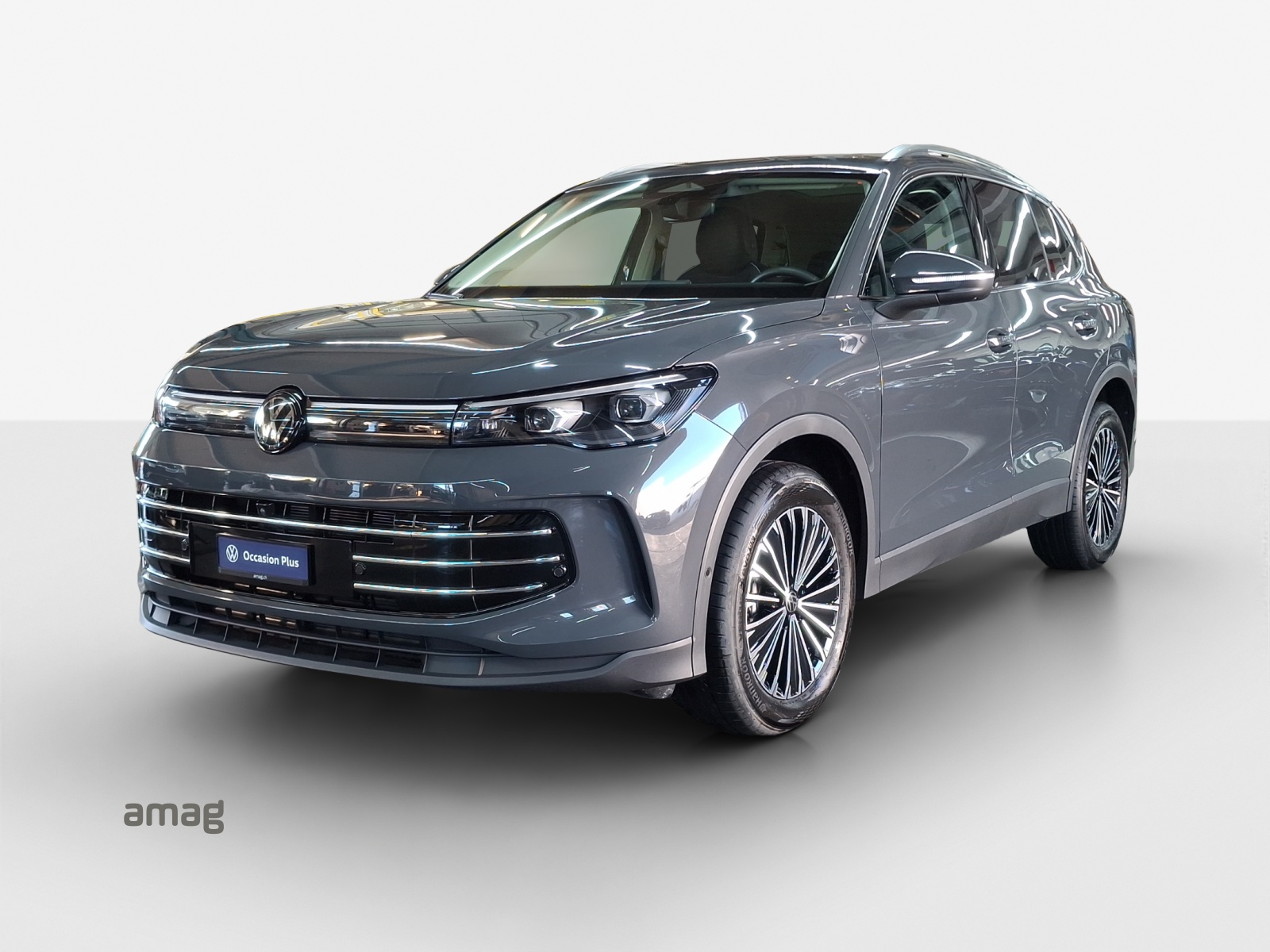 VW Tiguan 2.0 TSI DSG Elegance 4Motion-image-0