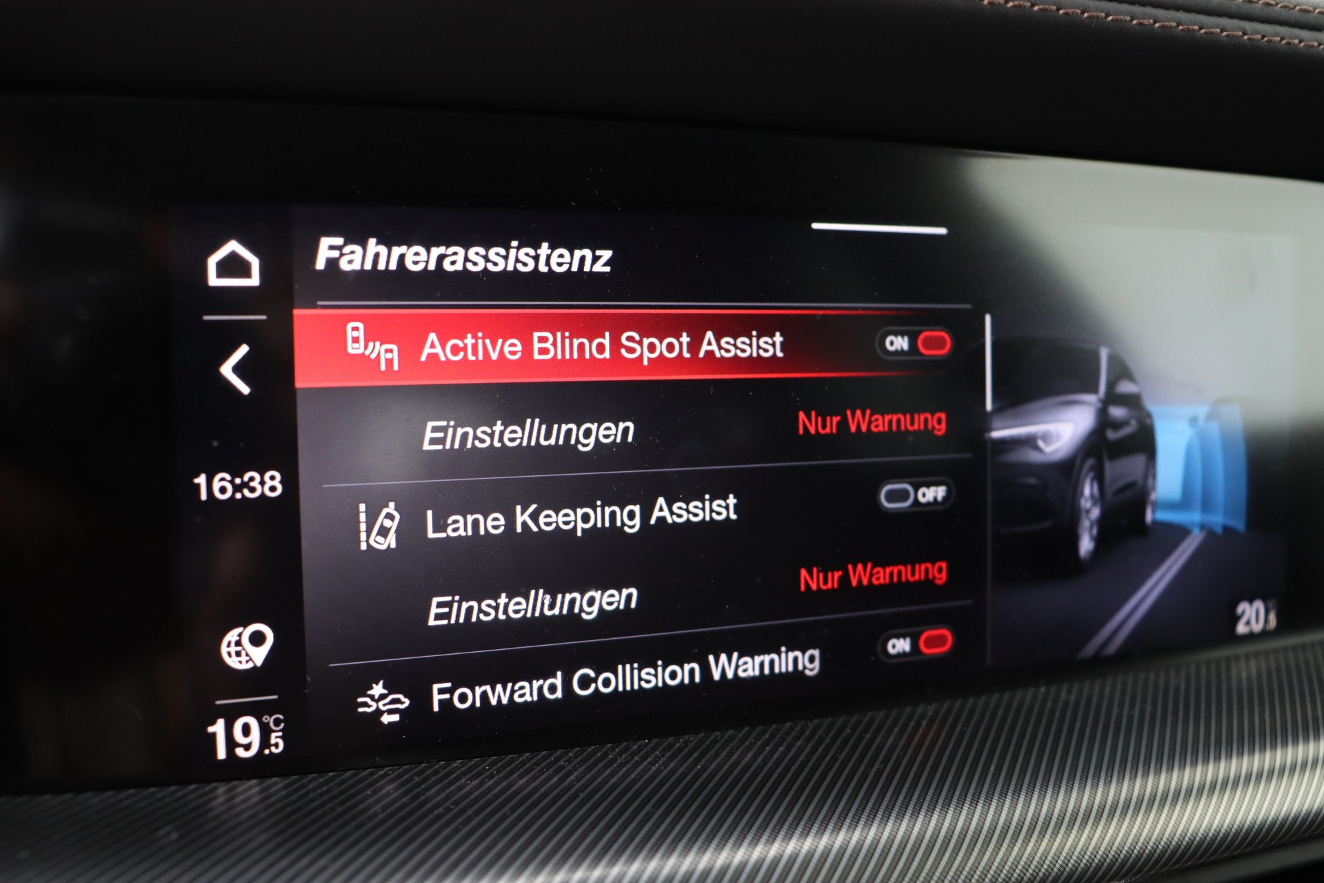 ALFA ROMEO Stelvio 2.0 Veloce Q4 Automatic-image-24