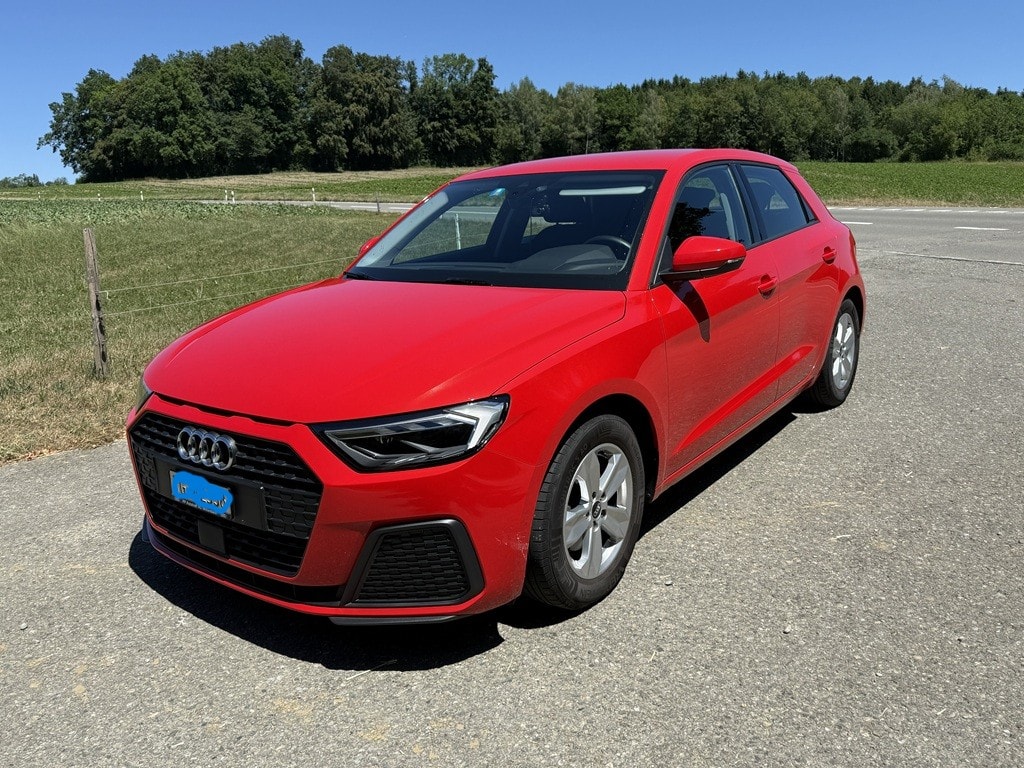 AUDI 1.0 30 TFSI Attraction S-Tronic-image-0