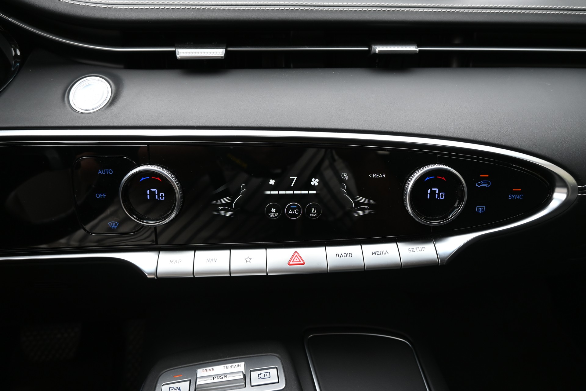 GENESIS GV70 Electrified Sport kWh 77,4 AWD 4X4 490PS-image-14