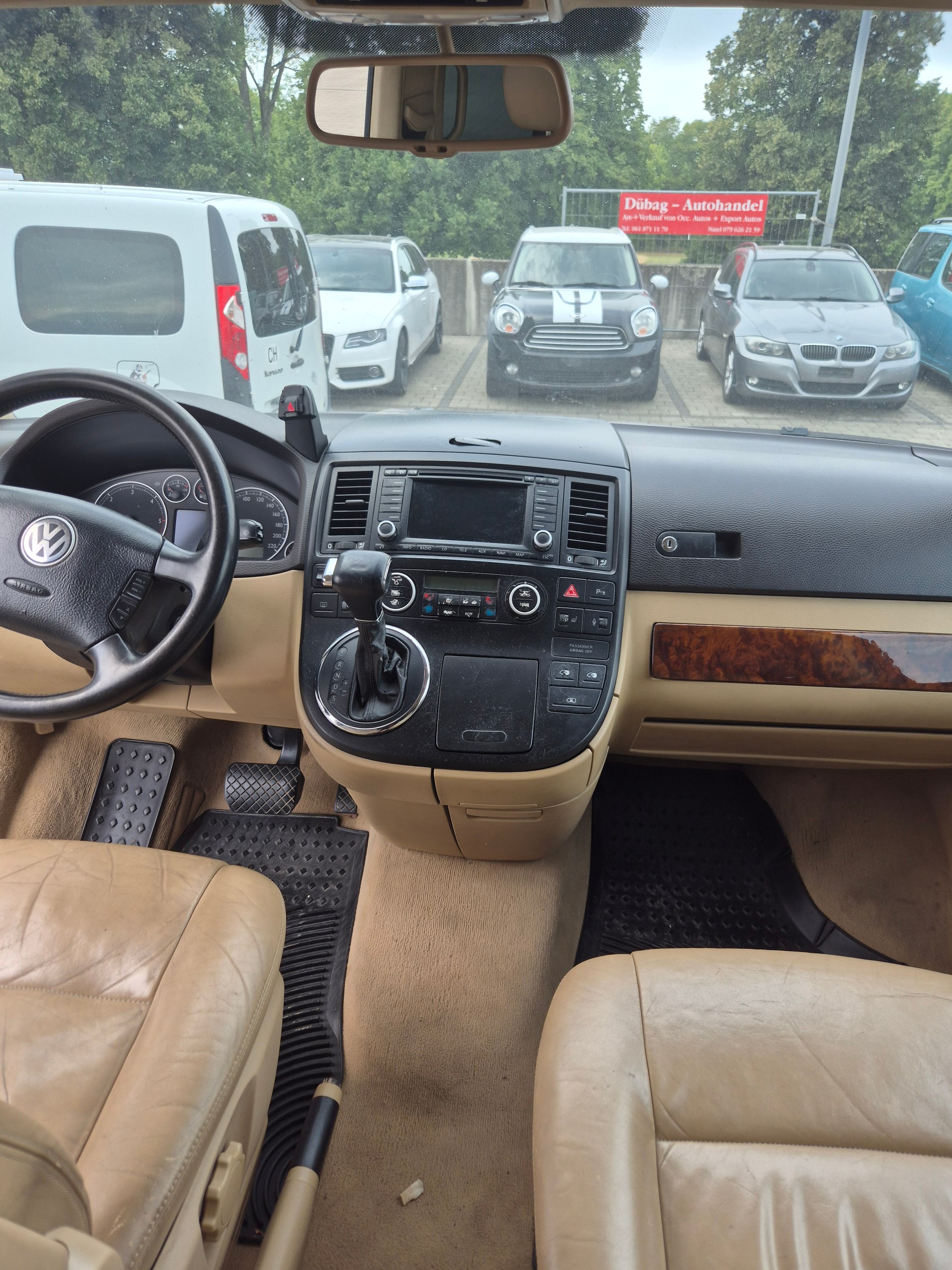 VW T5 Multivan Highline 2.5 TDI-image-6