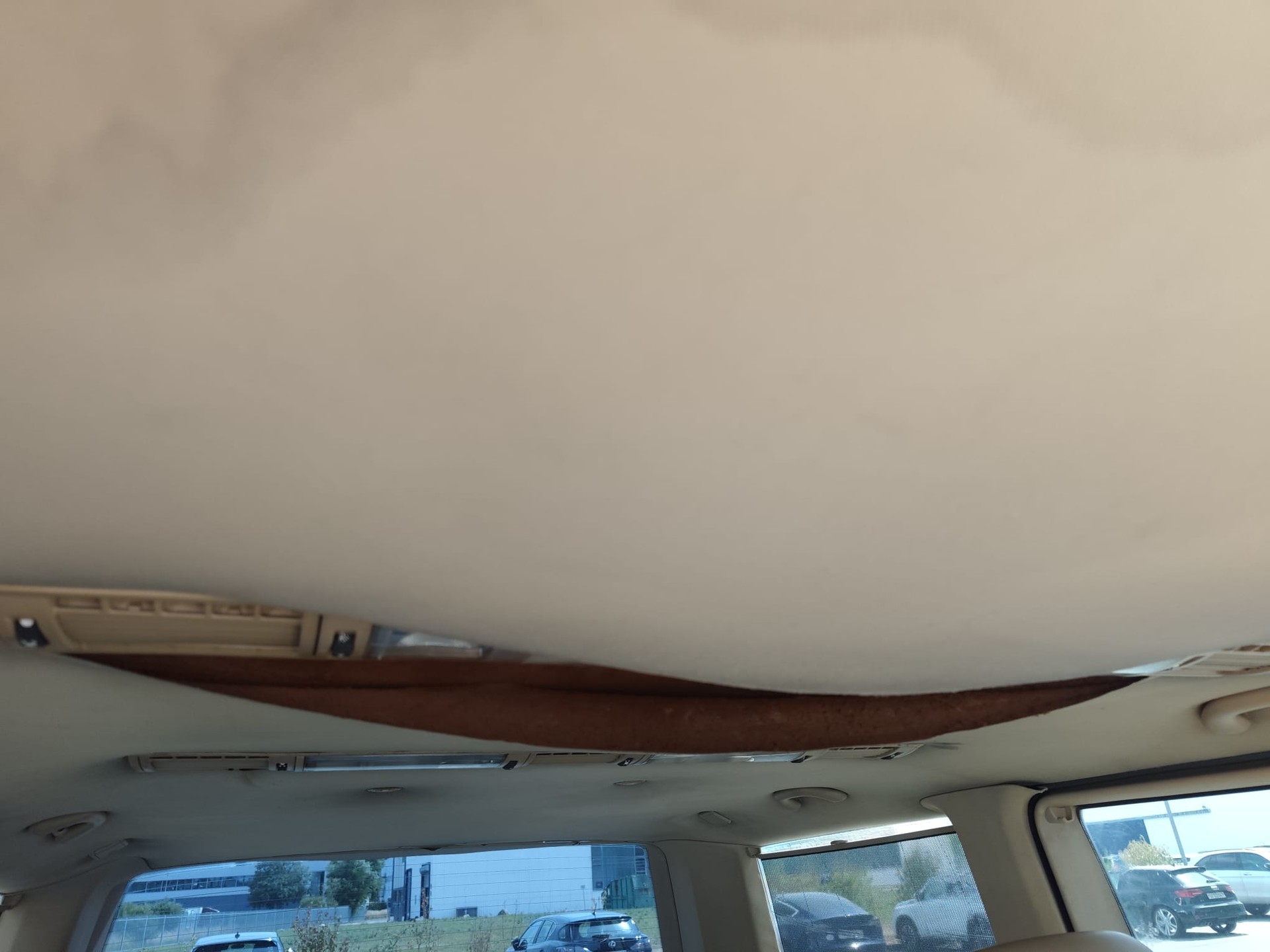 VW T5 Multivan Highline 2.5 TDI-image-13
