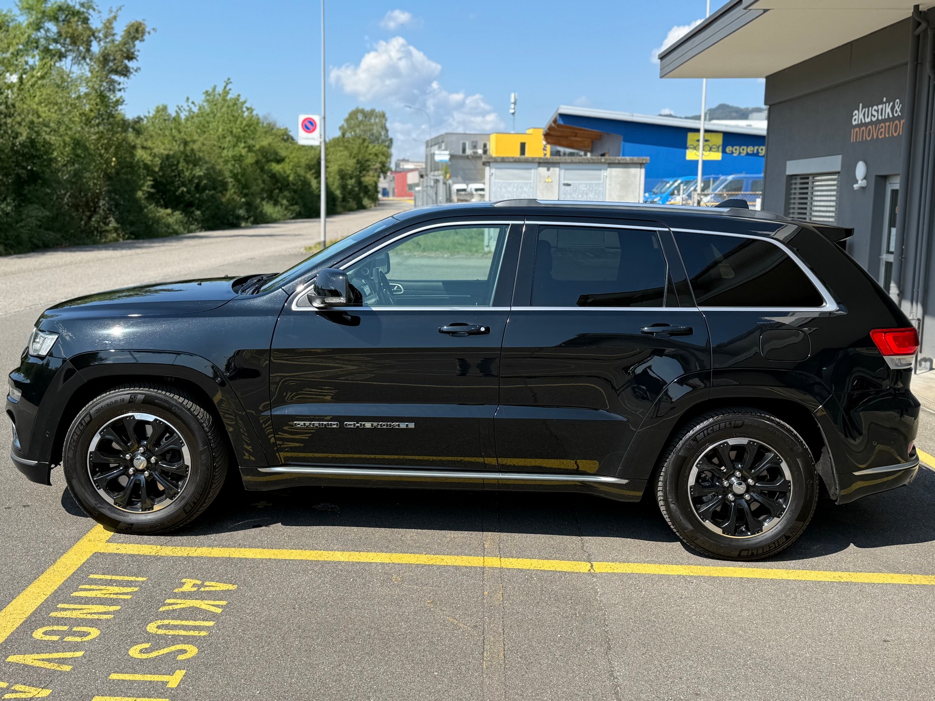JEEP Grand Cherokee 3.0 CRD Trailhawk Automatic-image-3