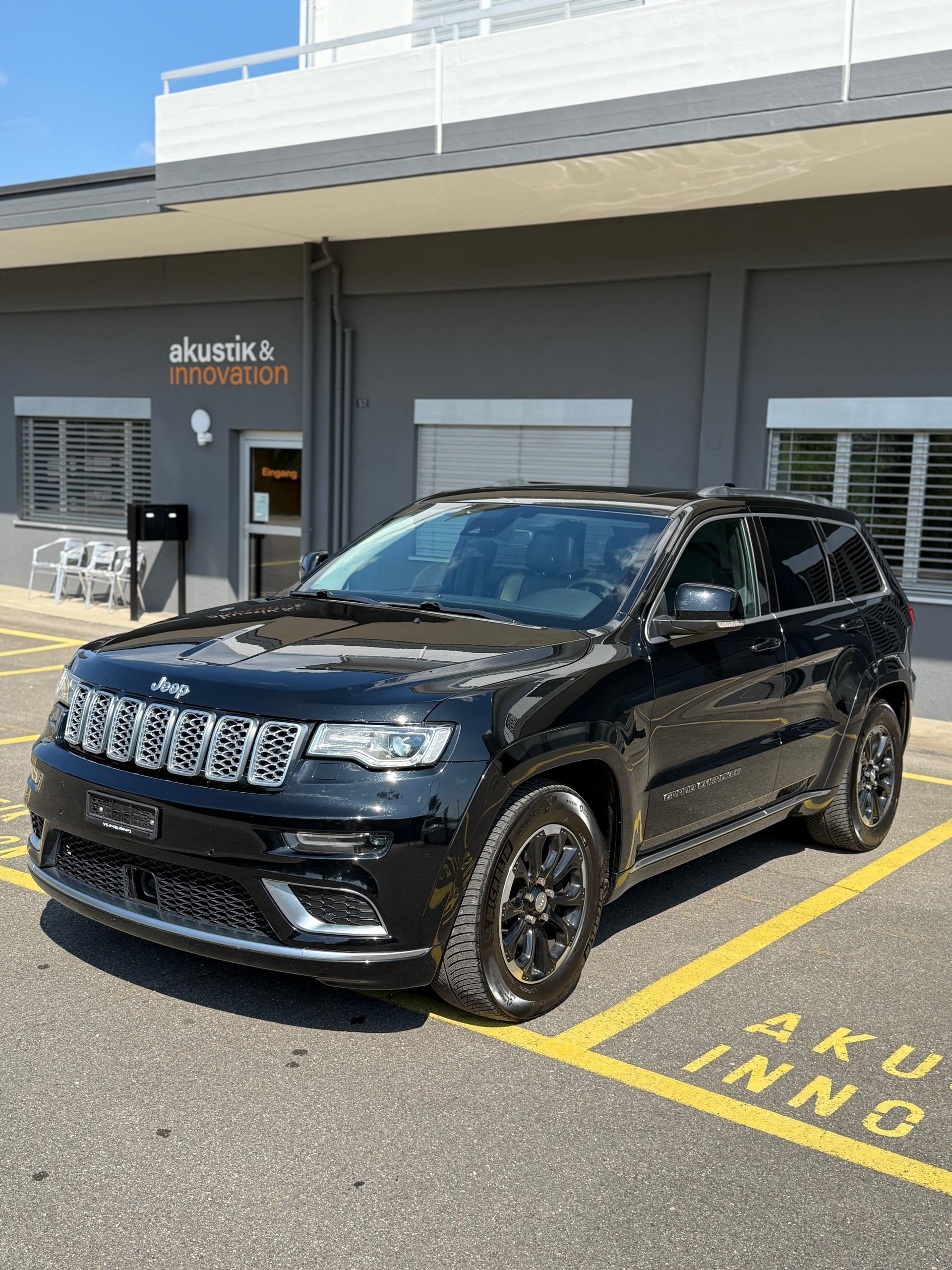 JEEP Grand Cherokee 3.0 CRD Trailhawk Automatic-image-1