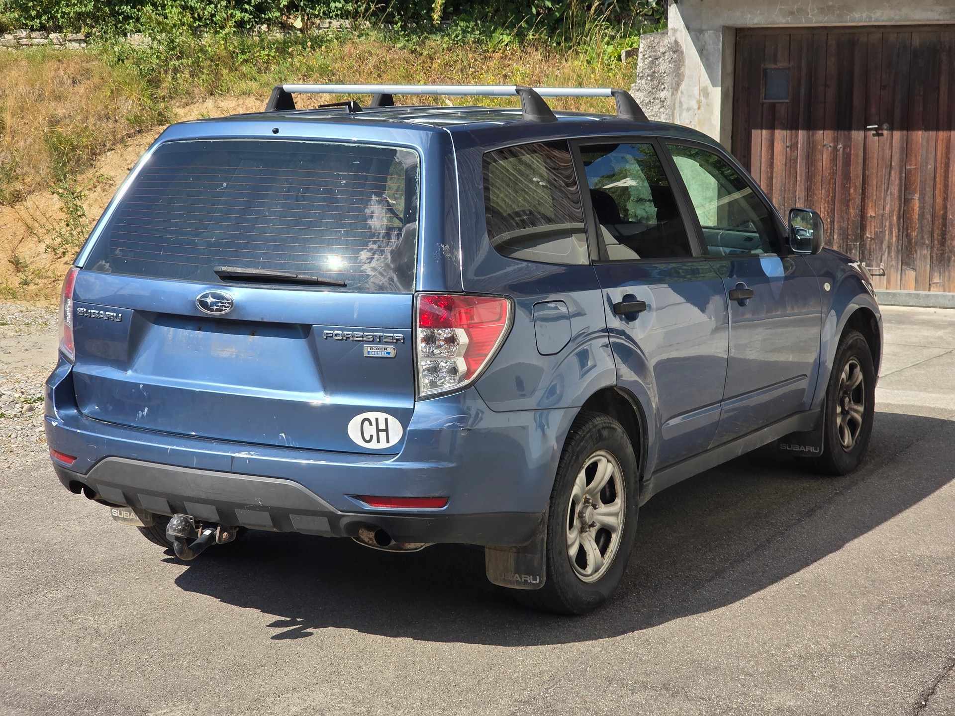 SUBARU Forester 2.0D X Swiss-image-2