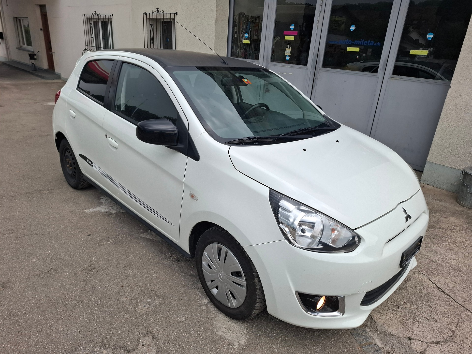 MITSUBISHI Space Star 1.2 Black&White-image-1