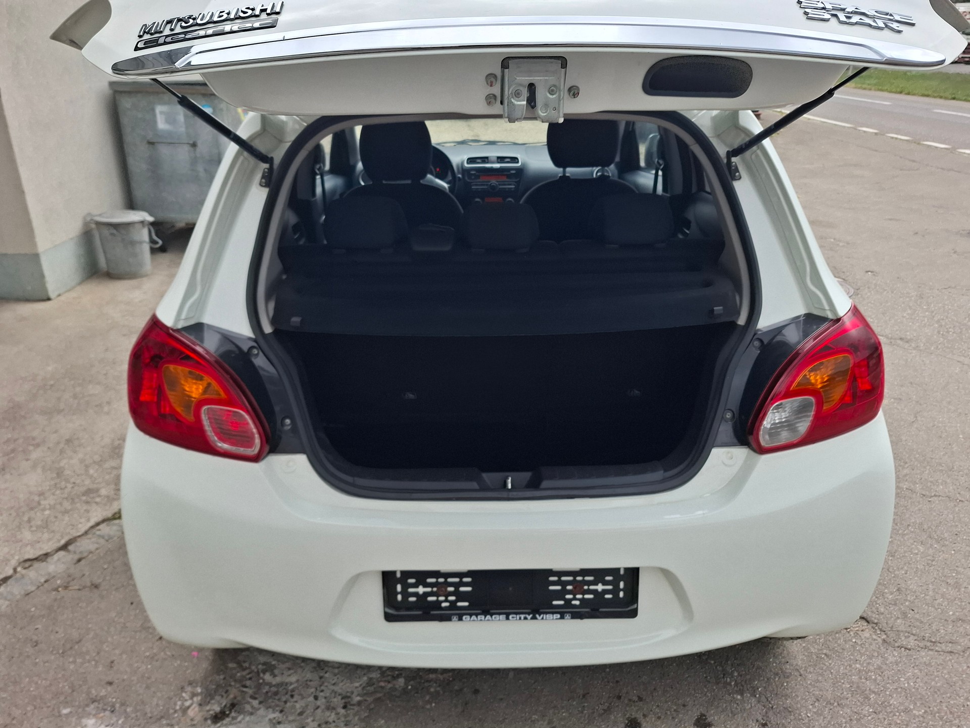 MITSUBISHI Space Star 1.2 Black&White-image-6