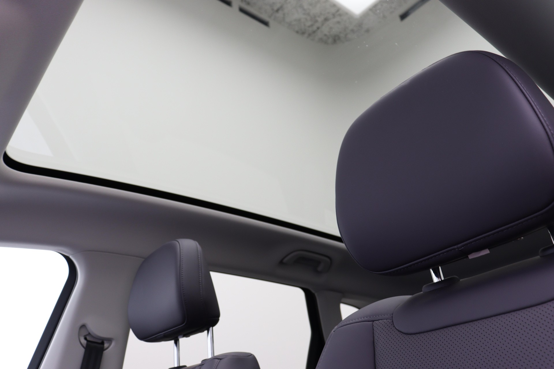 LEAPMOTOR C10 EV AWD inkl. Anhängerkupplung-image-11