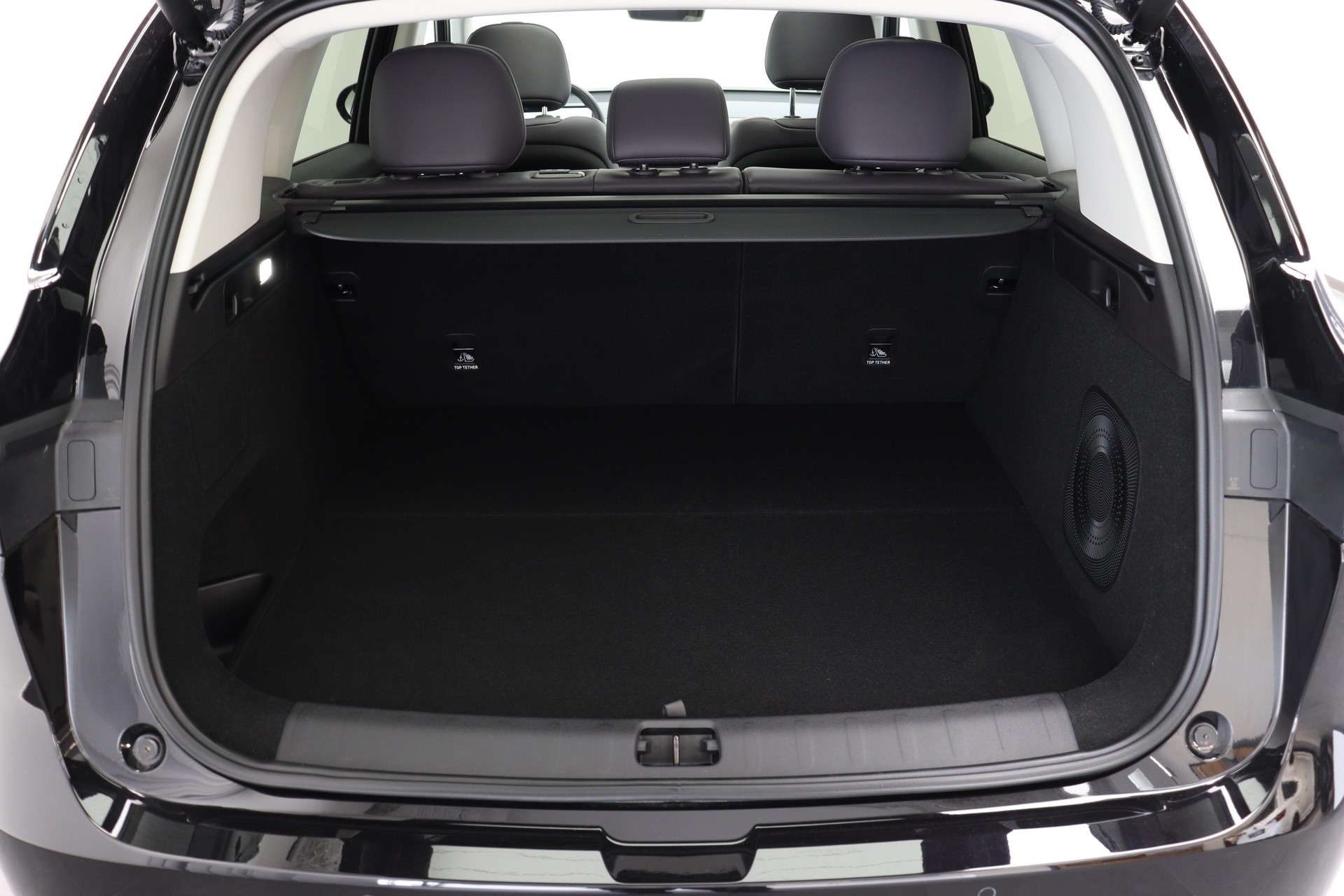 LEAPMOTOR C10 EV AWD inkl. Anhängerkupplung-image-10