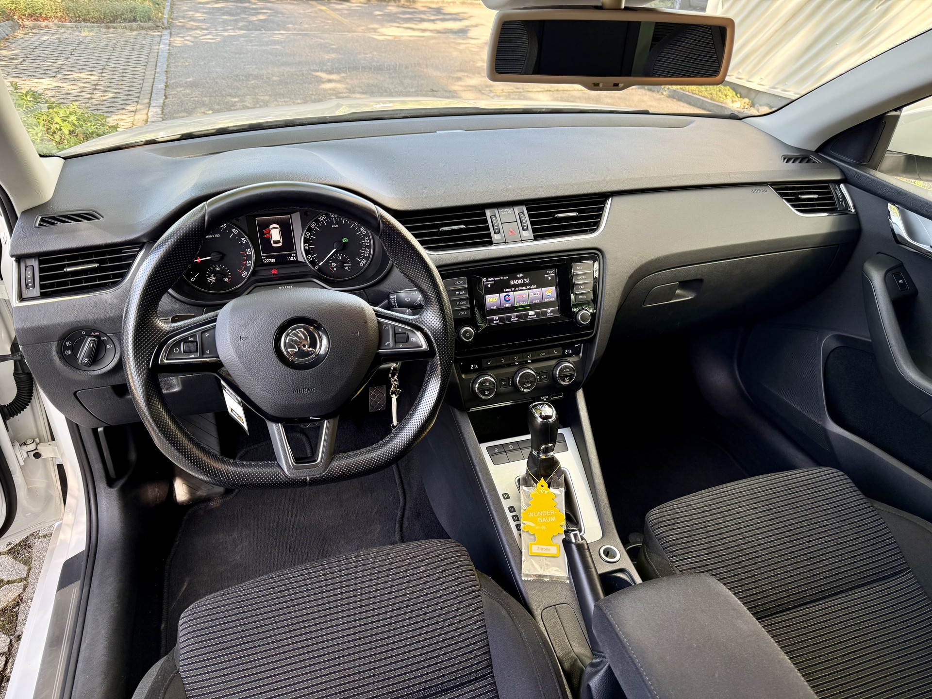 SKODA 2.0 TDI 184 4x4 DSG-image-3