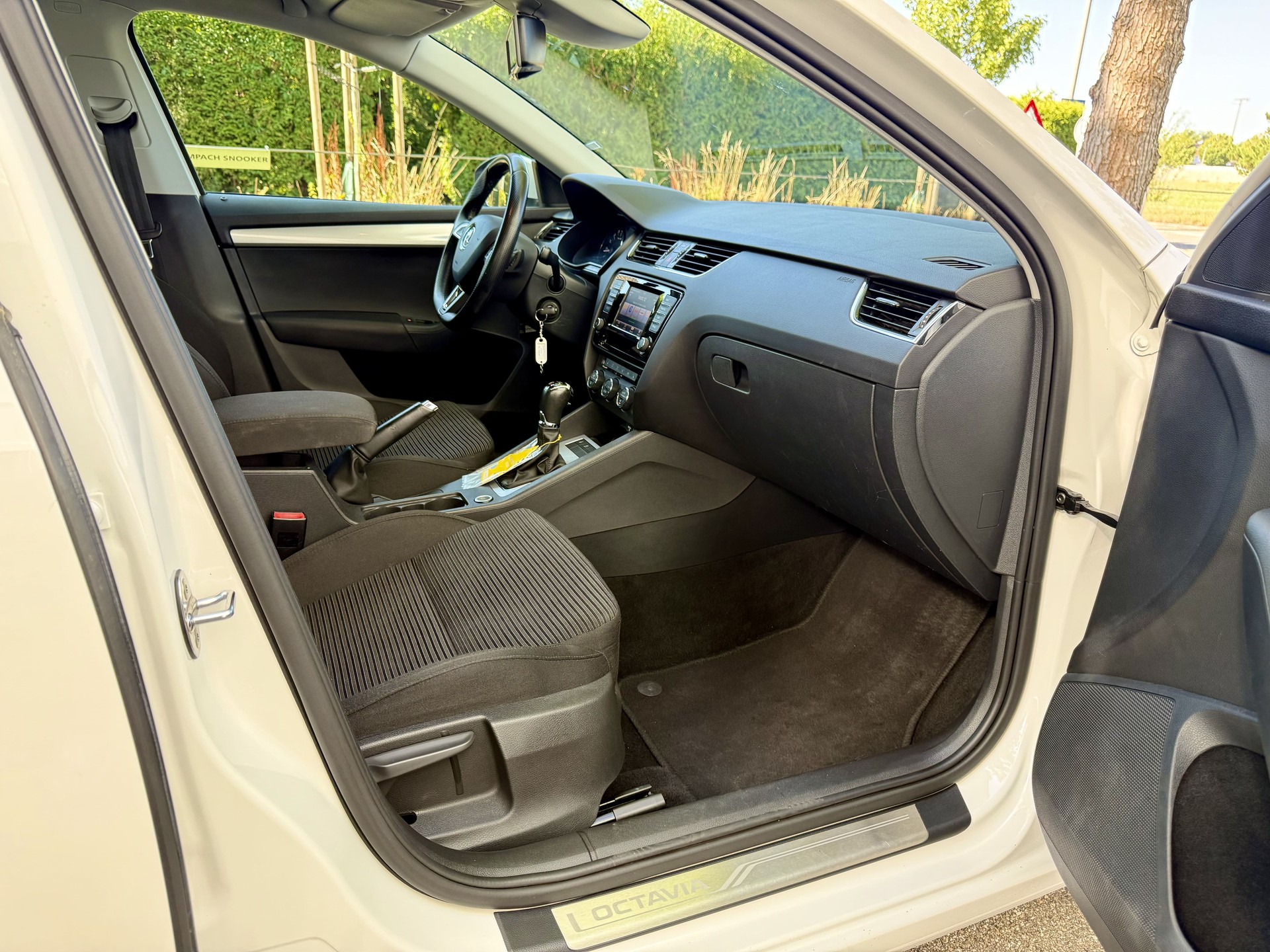 SKODA 2.0 TDI 184 4x4 DSG-image-5