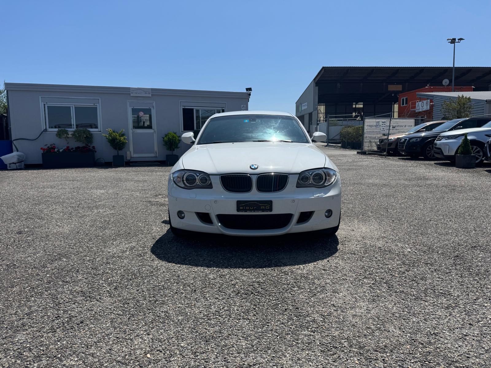 BMW 118d Dynamic Edition-image-0