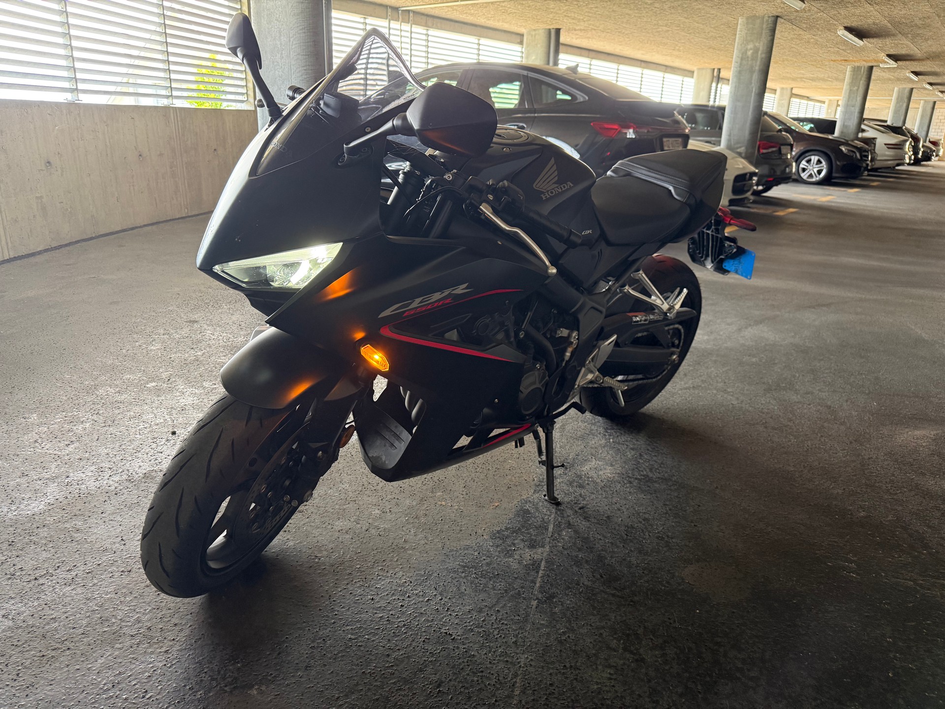 HONDA CBR 650 R (35kW)-image-2