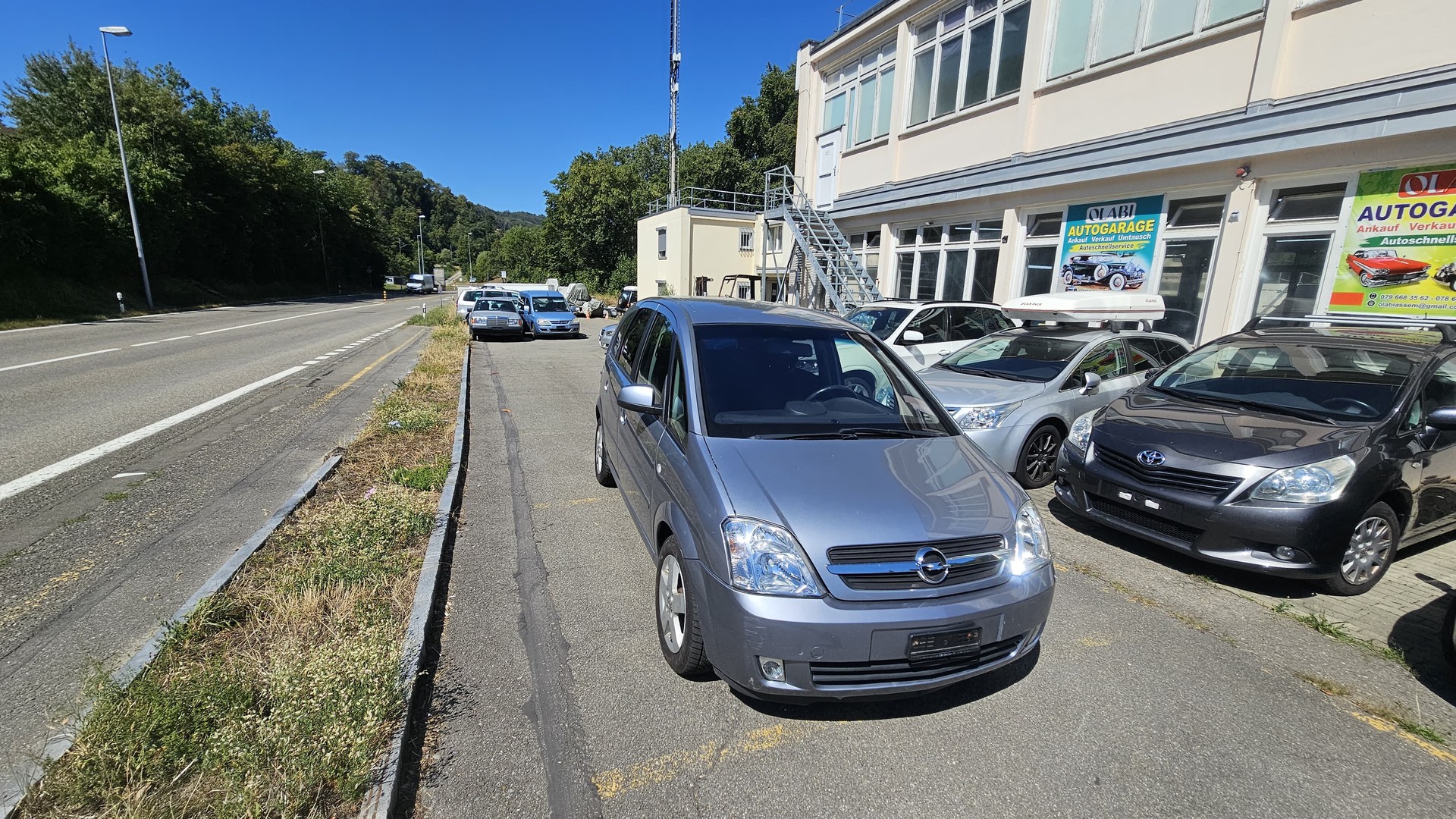 OPEL Meriva 1.8i 16V Cosmo-image-10