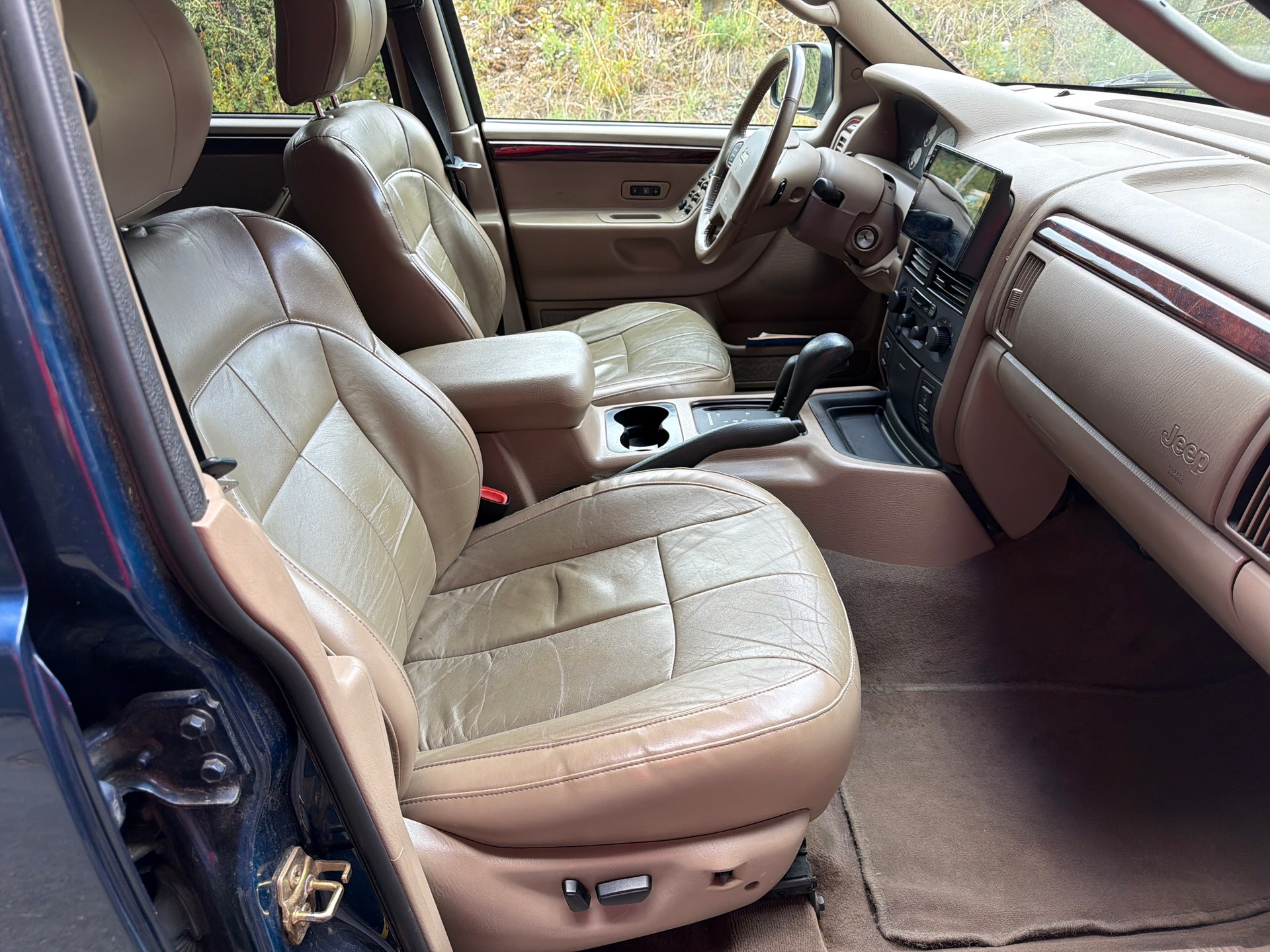 JEEP Grand Cherokee 4.7 Limited V8 Automatic-image-8