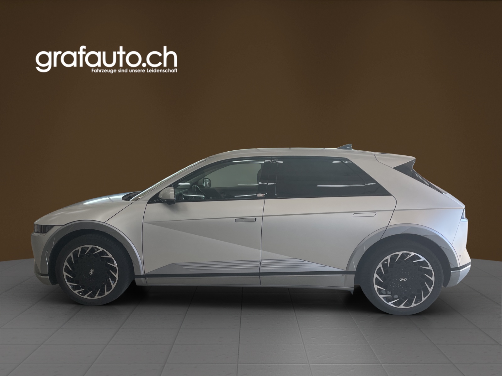 HYUNDAI Ioniq 5 72,6 kWh First Edition-image-0
