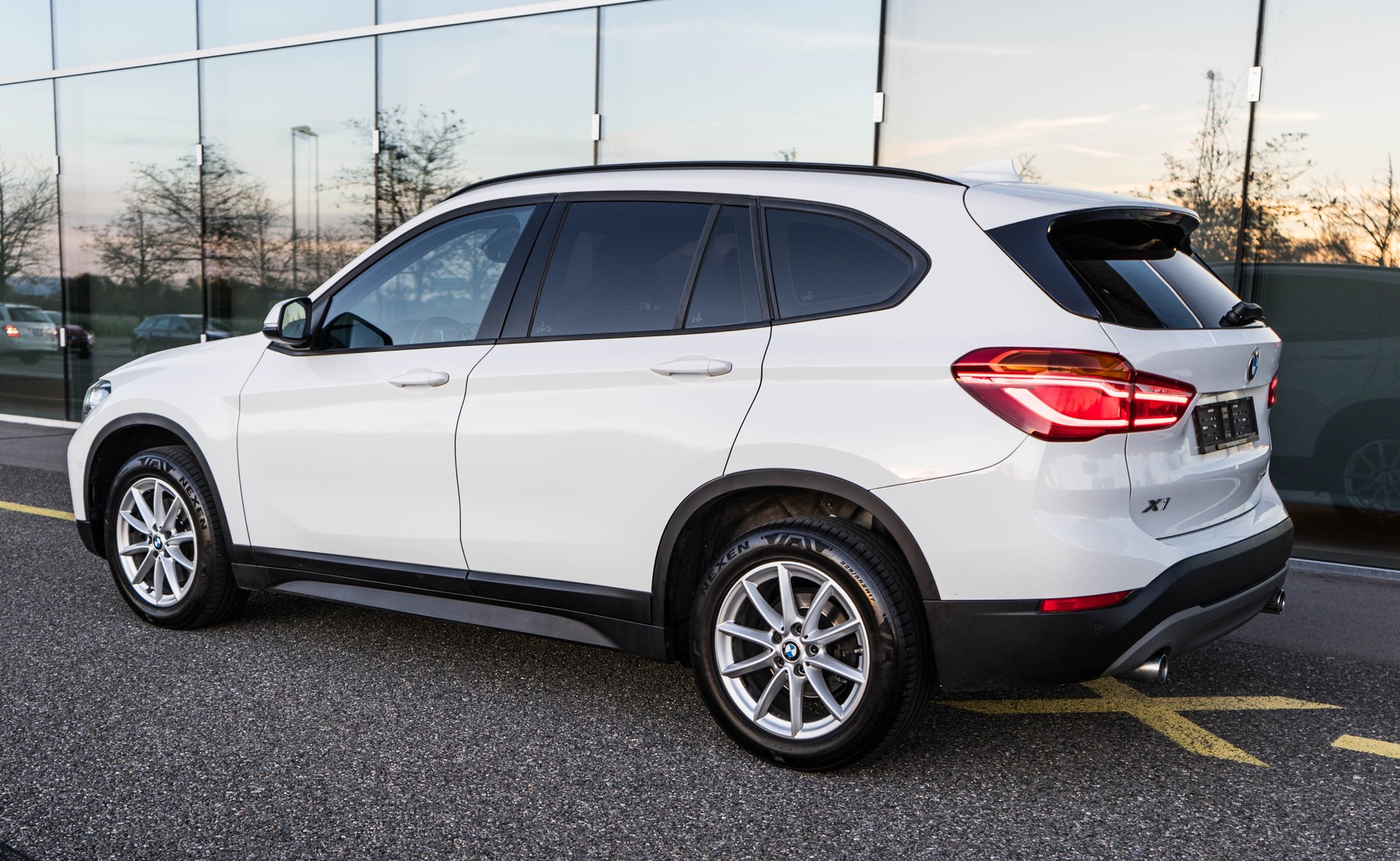 BMW X1 xDrive 18d Sport Line Steptronic-image-2