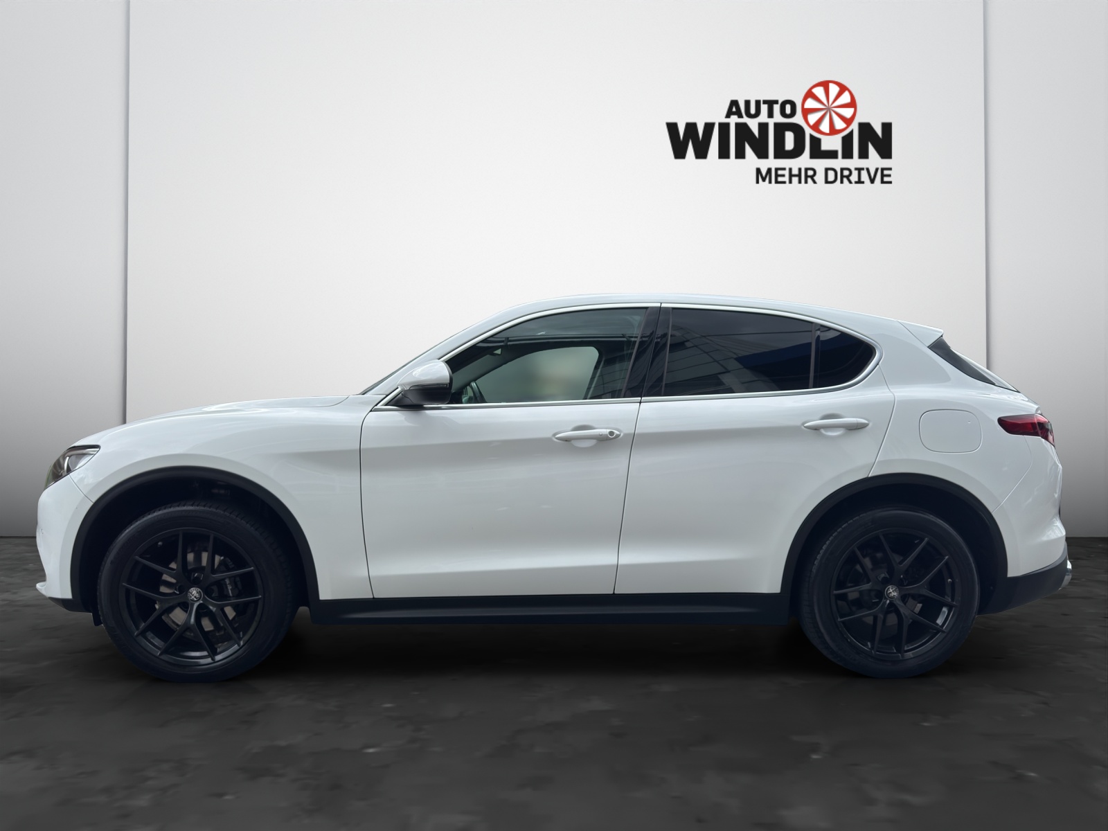 ALFA ROMEO Stelvio 2.0 Q4 280 Executive-image-2