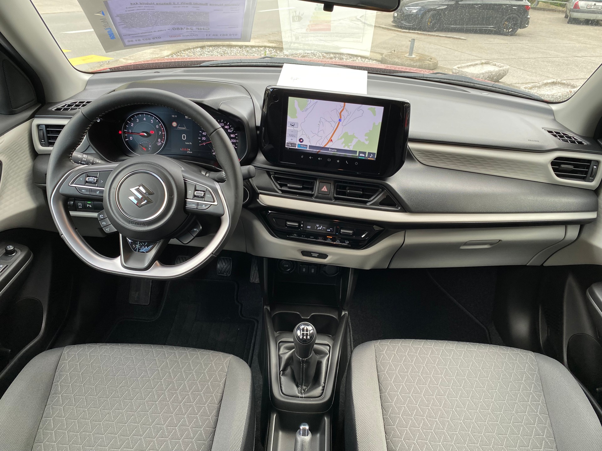 SUZUKI Swift 1.2 Sakura Hybrid 4x4-image-7