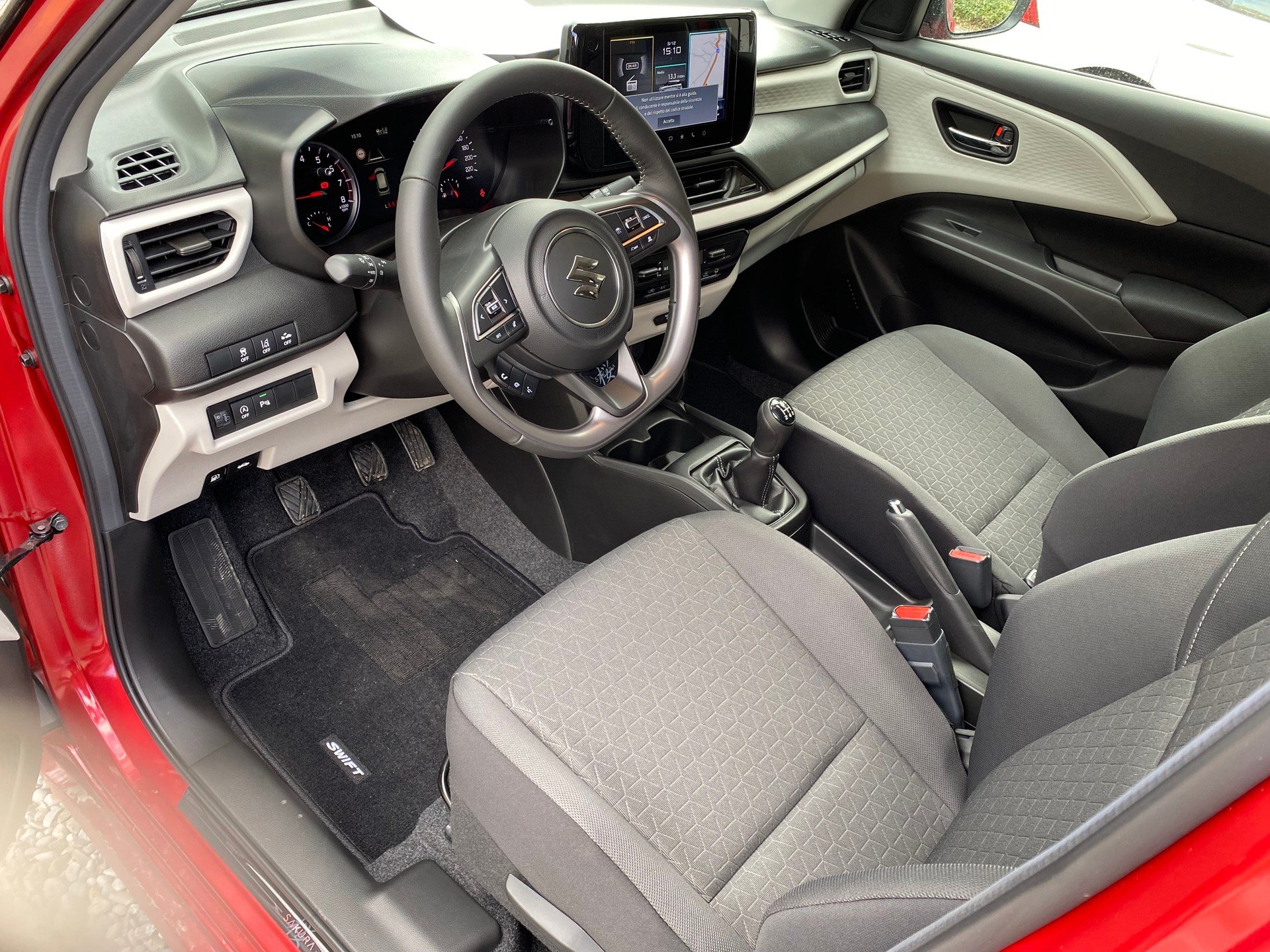 SUZUKI Swift 1.2 Sakura Hybrid 4x4-image-10
