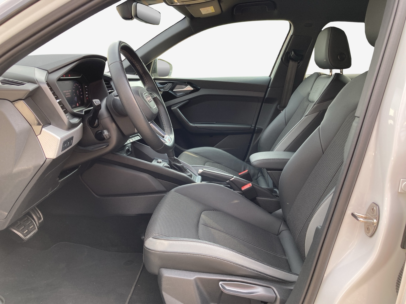AUDI A1 Sportback 30 TFSI S Line Attraction S-tronic-image-7
