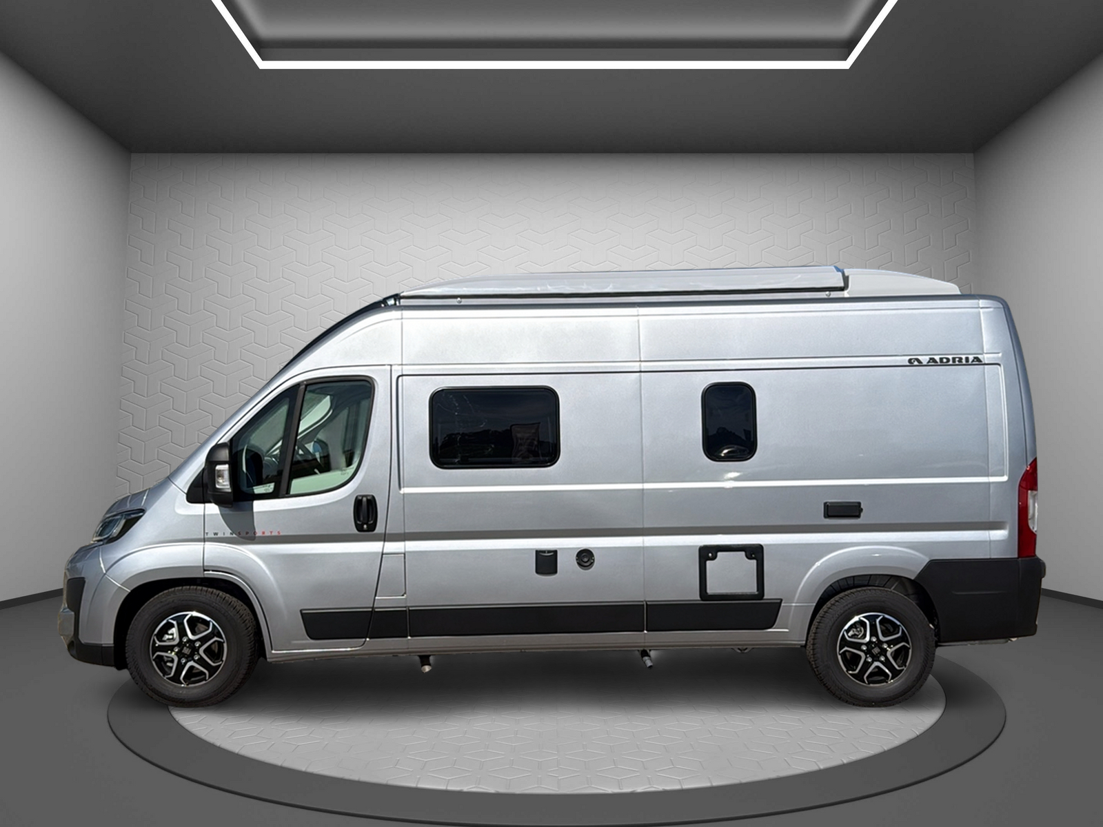 ADRIA Sport 600 SPB-image-2