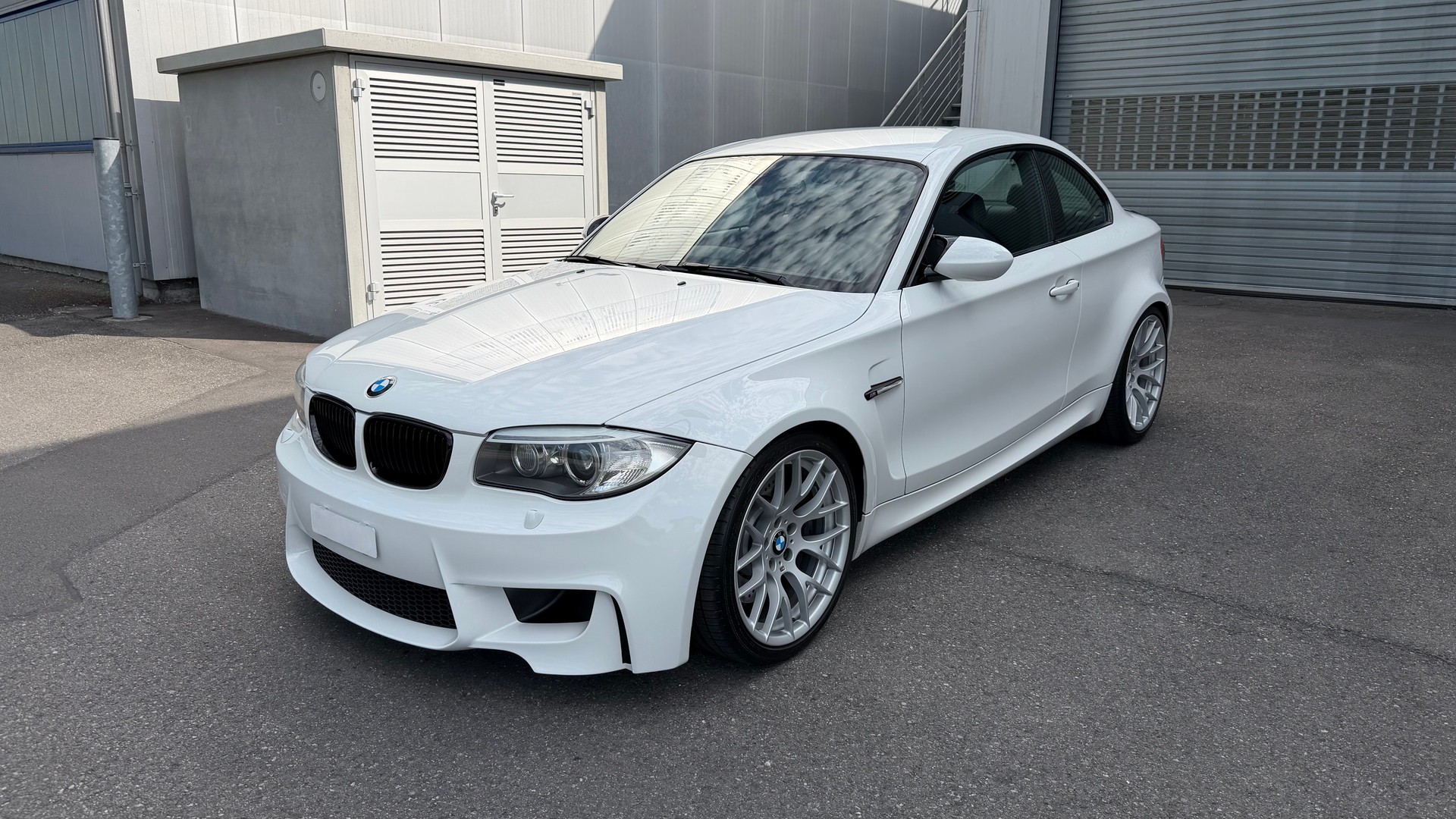 BMW 1er M Coupé-image-0