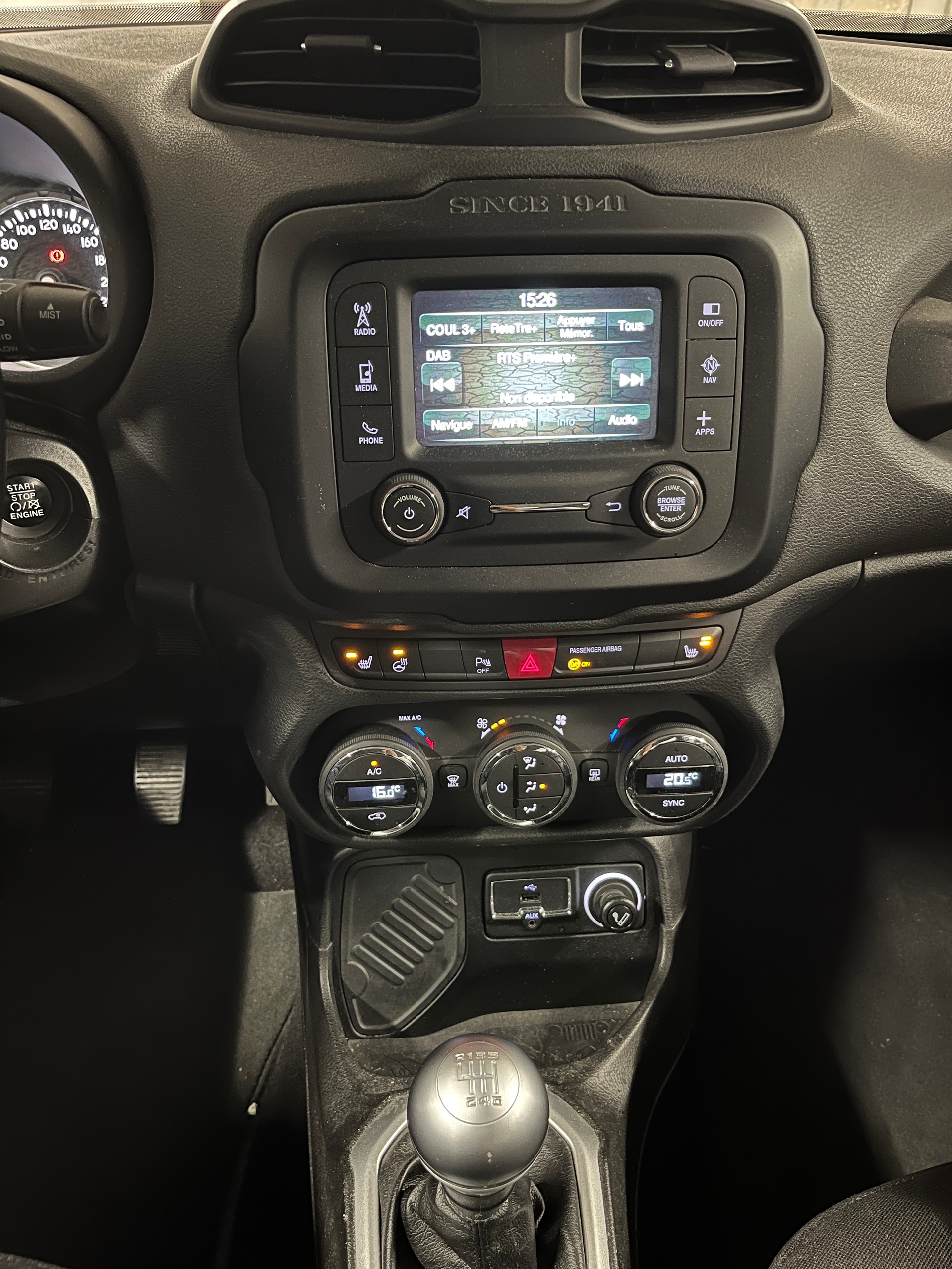 JEEP Renegade 1.4 Turbo Longitude-image-11