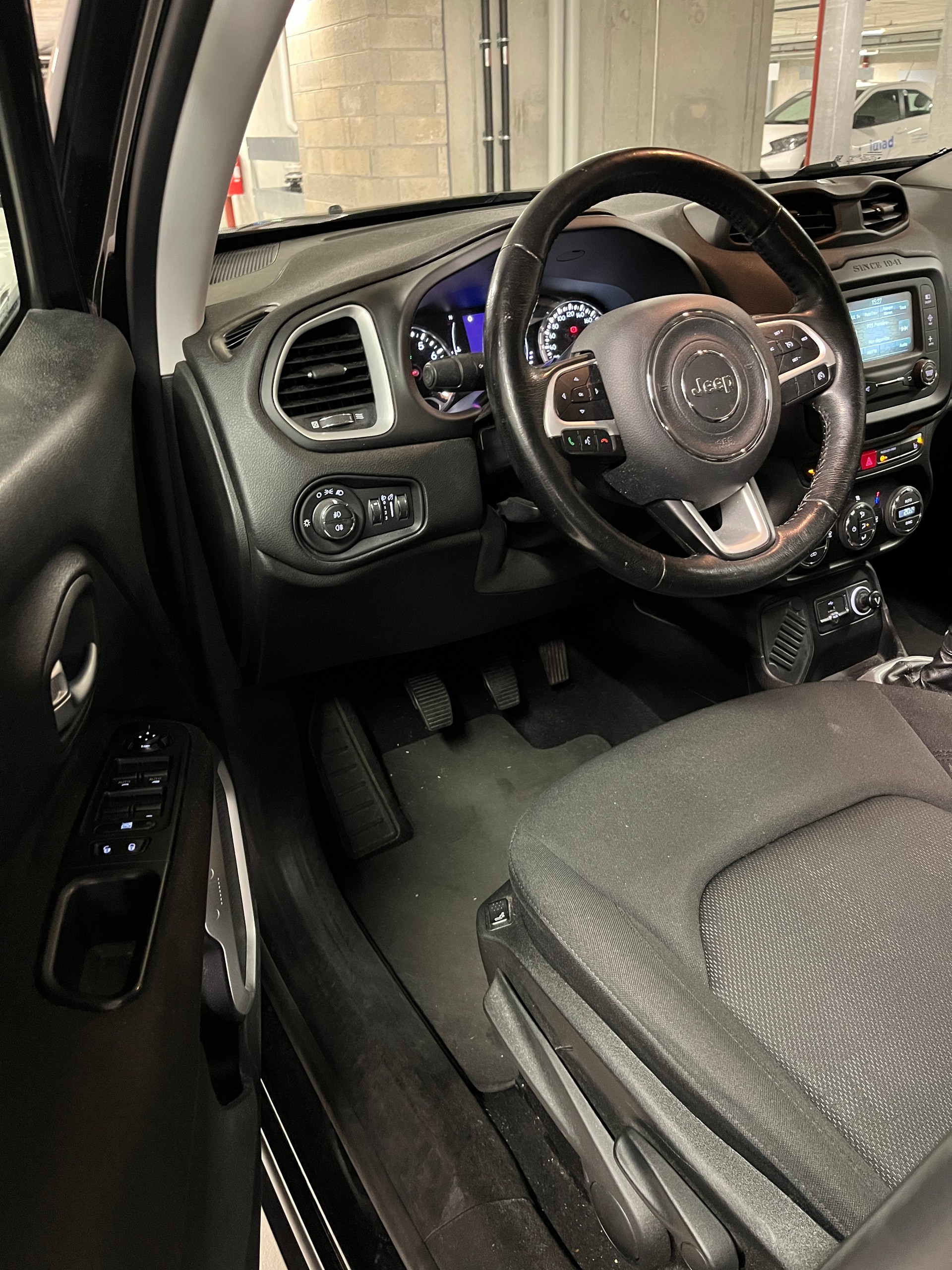 JEEP Renegade 1.4 Turbo Longitude-image-13