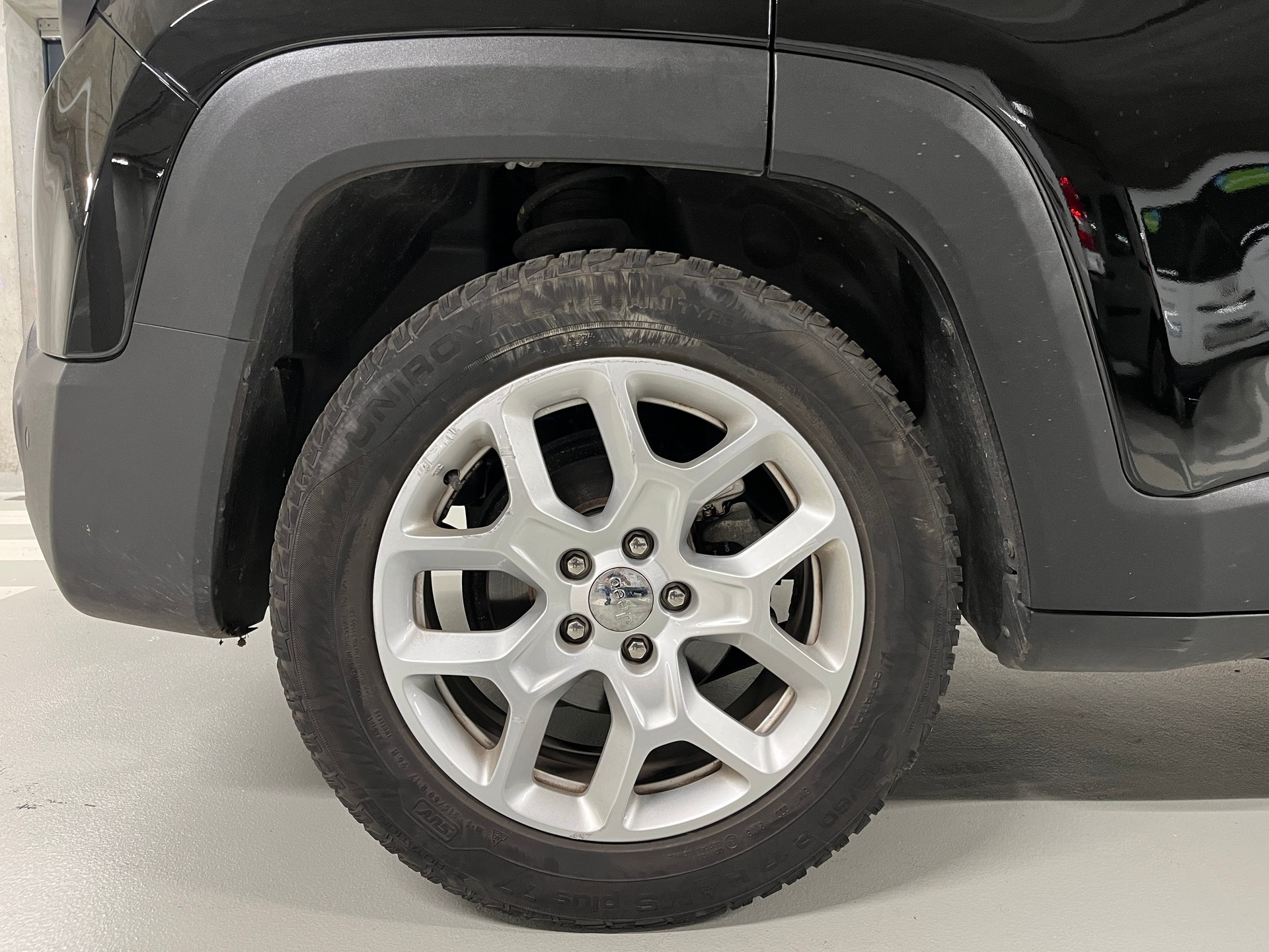 JEEP Renegade 1.4 Turbo Longitude-image-27