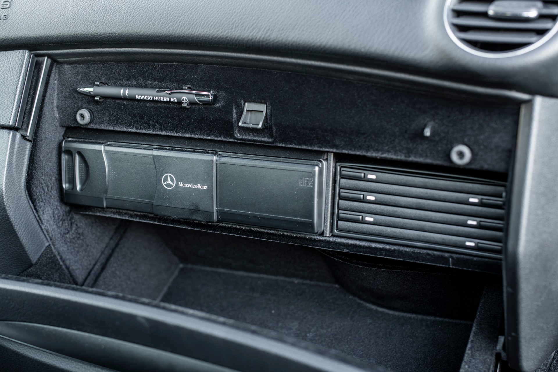 MERCEDES-BENZ Black Series 7G-Tronic-image-11