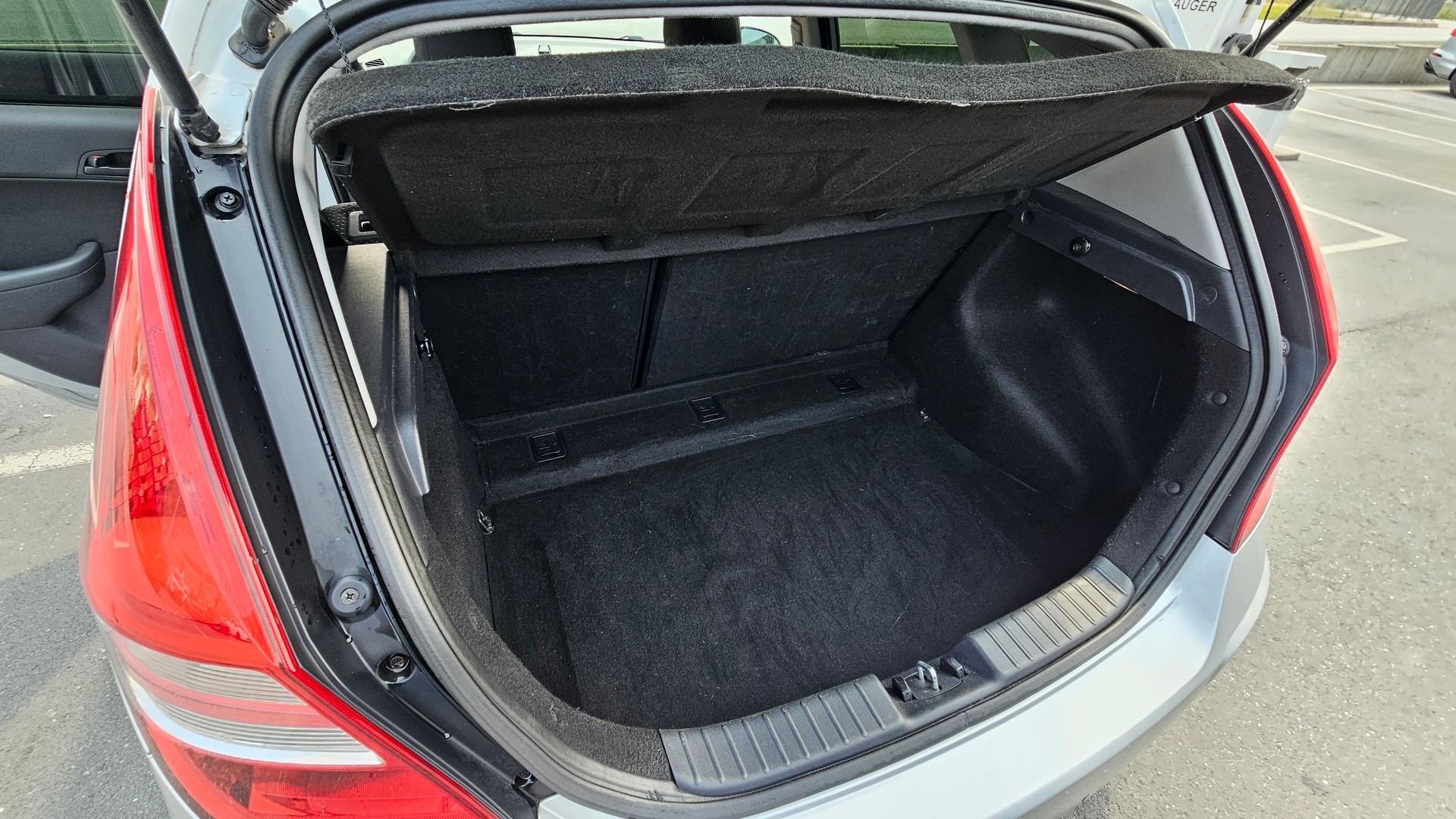 HYUNDAI 1.4 16V Life-image-2
