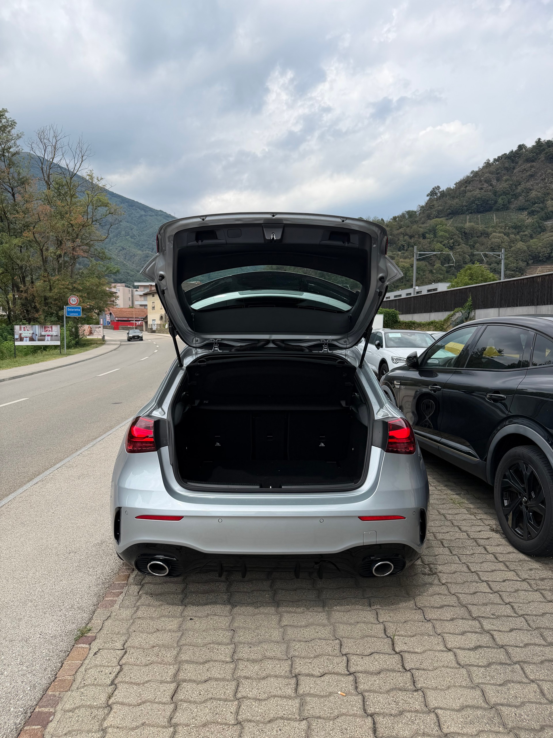 MERCEDES-BENZ A AMG 35 4Matic 8G-DCT-image-6