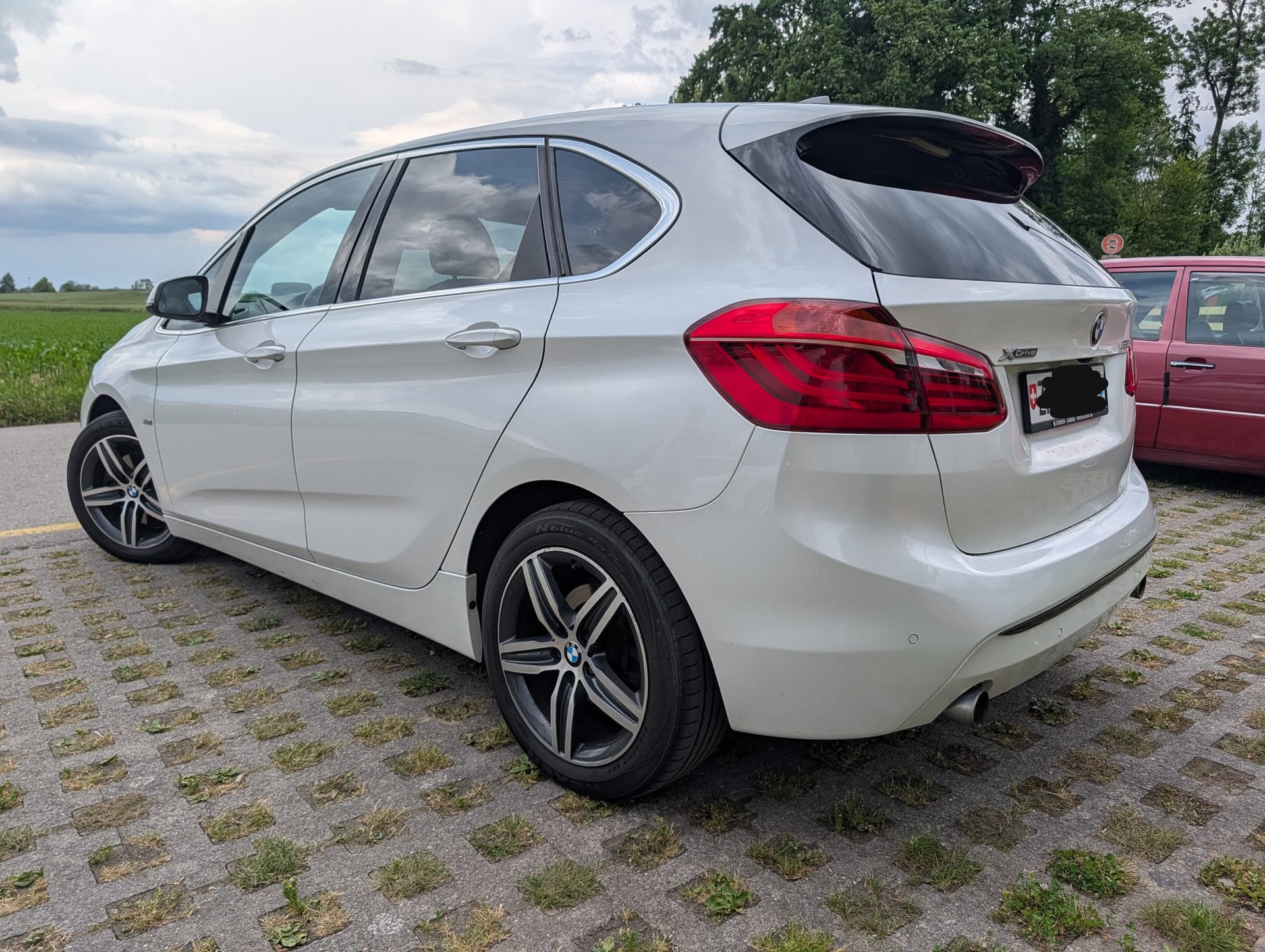 BMW 220d xDrive SAG-image-5