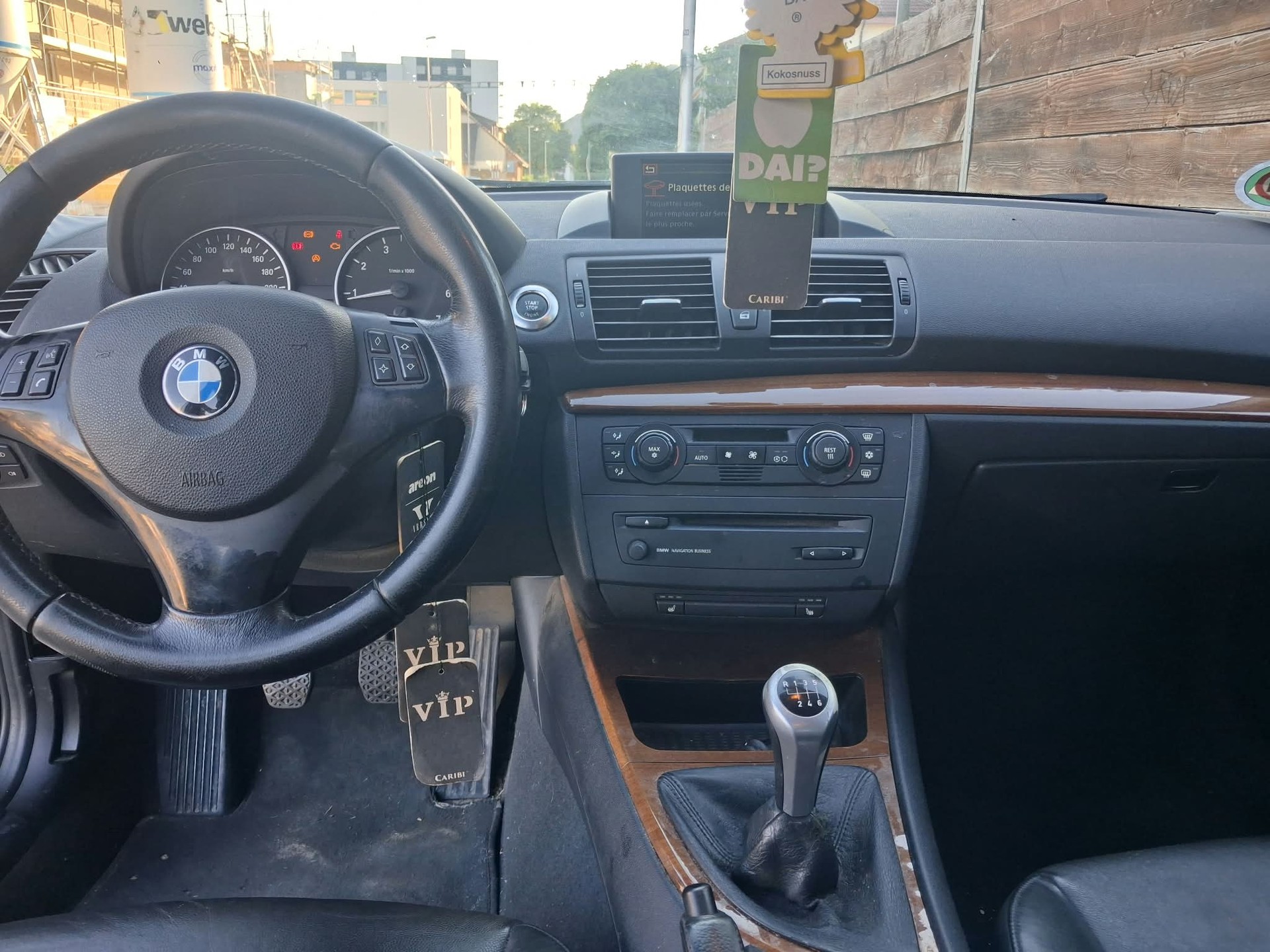 BMW 116i-image-9