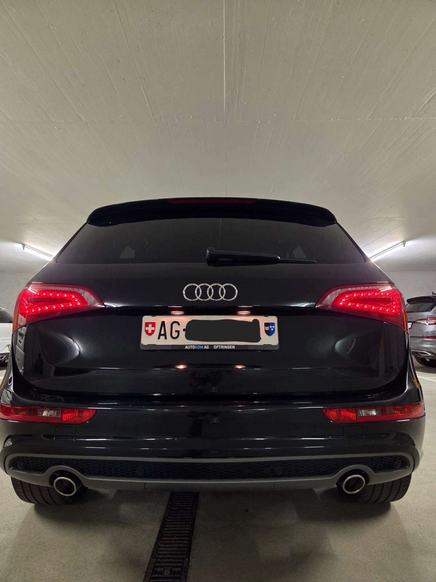 AUDI 3.0 V6 TDI quattro S-Tronic-image-2
