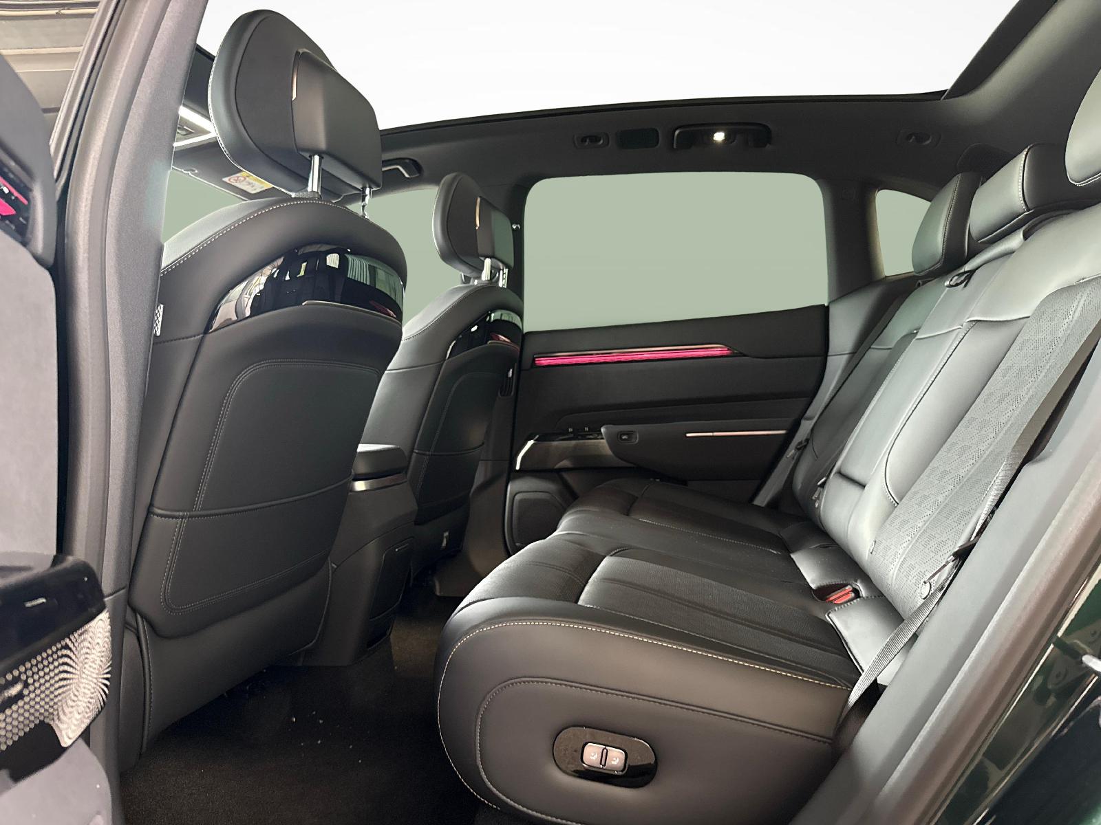 ZEEKR 7X Privilege AWD-image-15